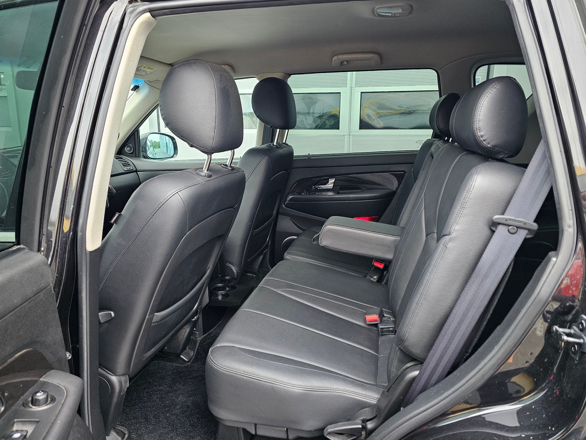 KGM-SsangYong Rexton RX200 e-XDi Sapphire 4WD Automatic-image-10