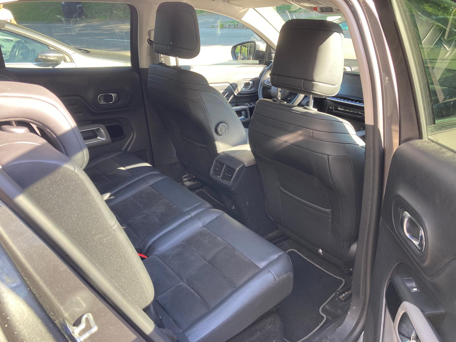 CITROEN C5 Aircross 1.6 PHEV Swiss Edition-image-9