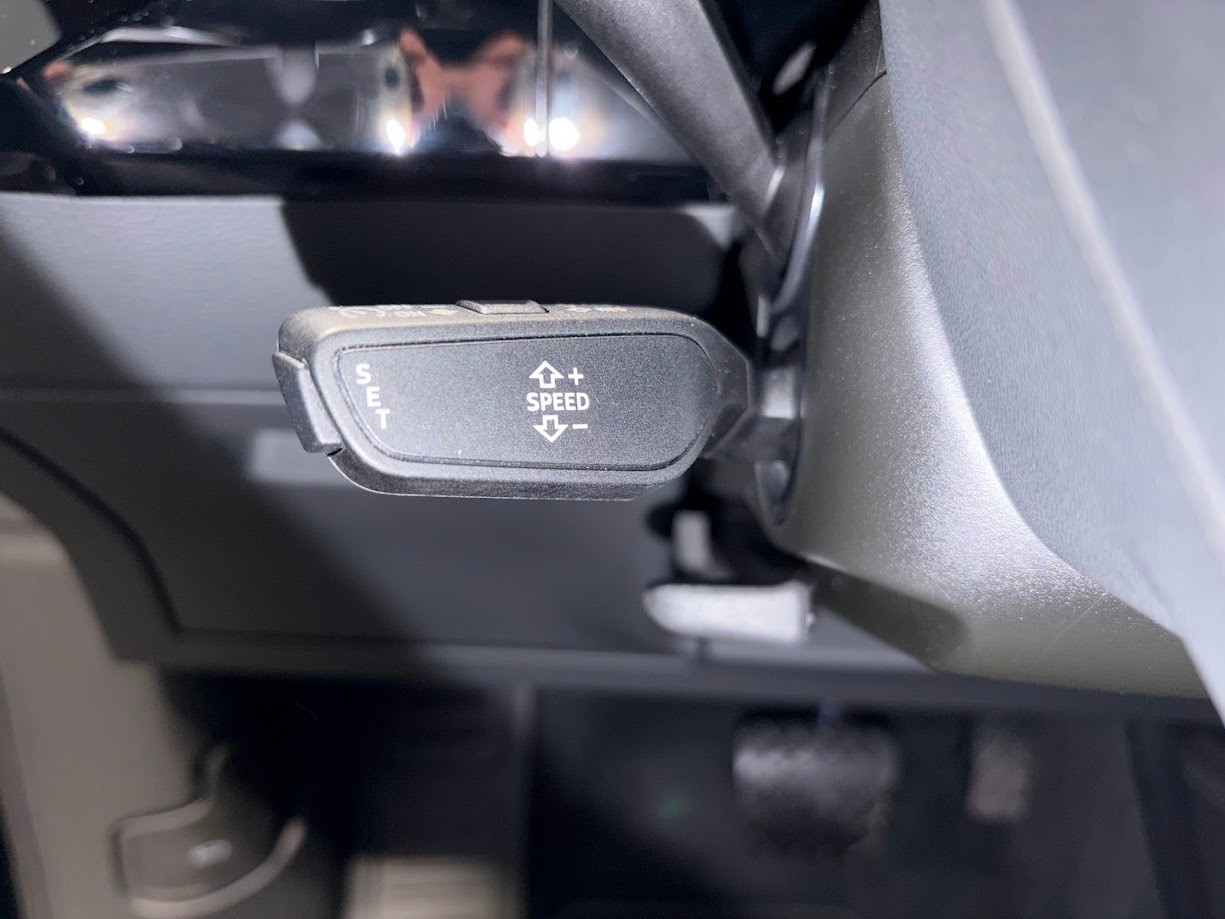 AUDI e-tron 55 Sportback quattro-image-6