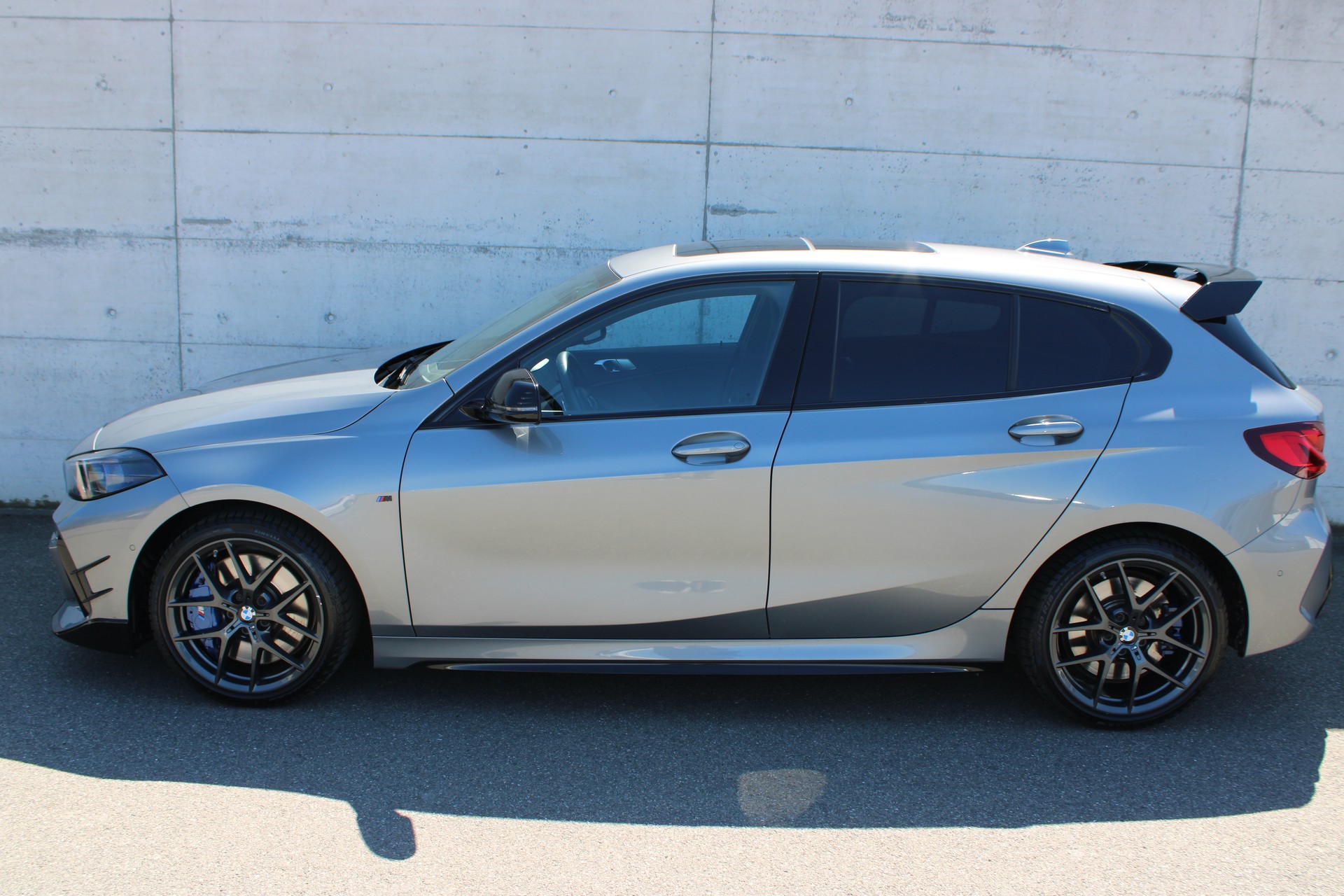 BMW M135i xDr M Sport Pro-showroom-element-3
