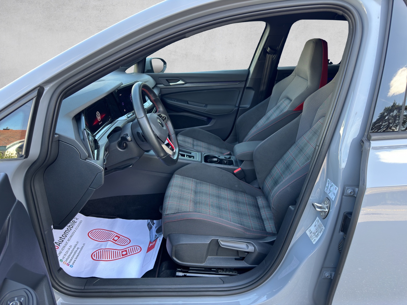 VW Golf 2.0 TSI GTI DSG-image-8