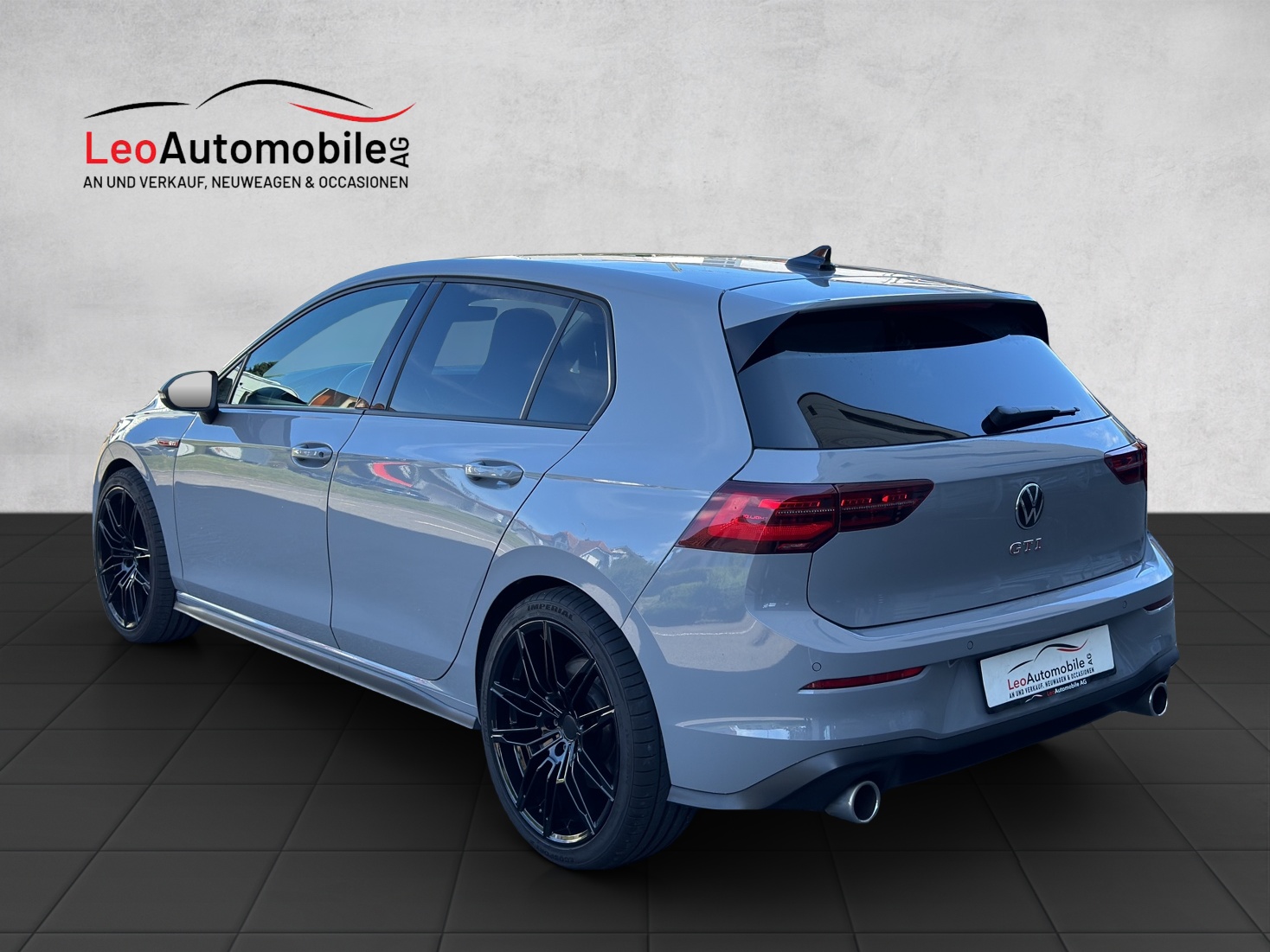 VW Golf 2.0 TSI GTI DSG-image-2