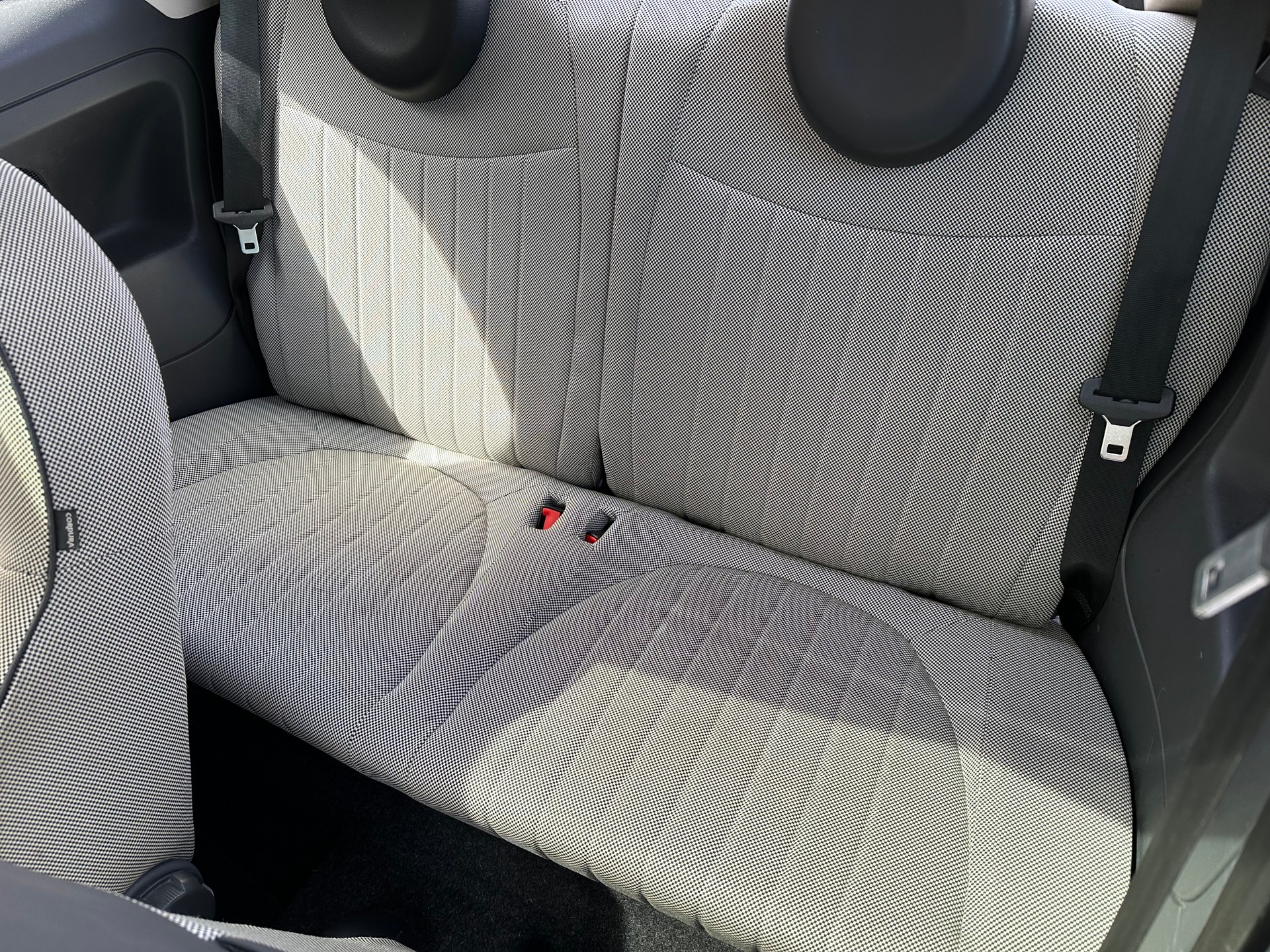 FIAT 500 1.4 16V Lounge-image-12