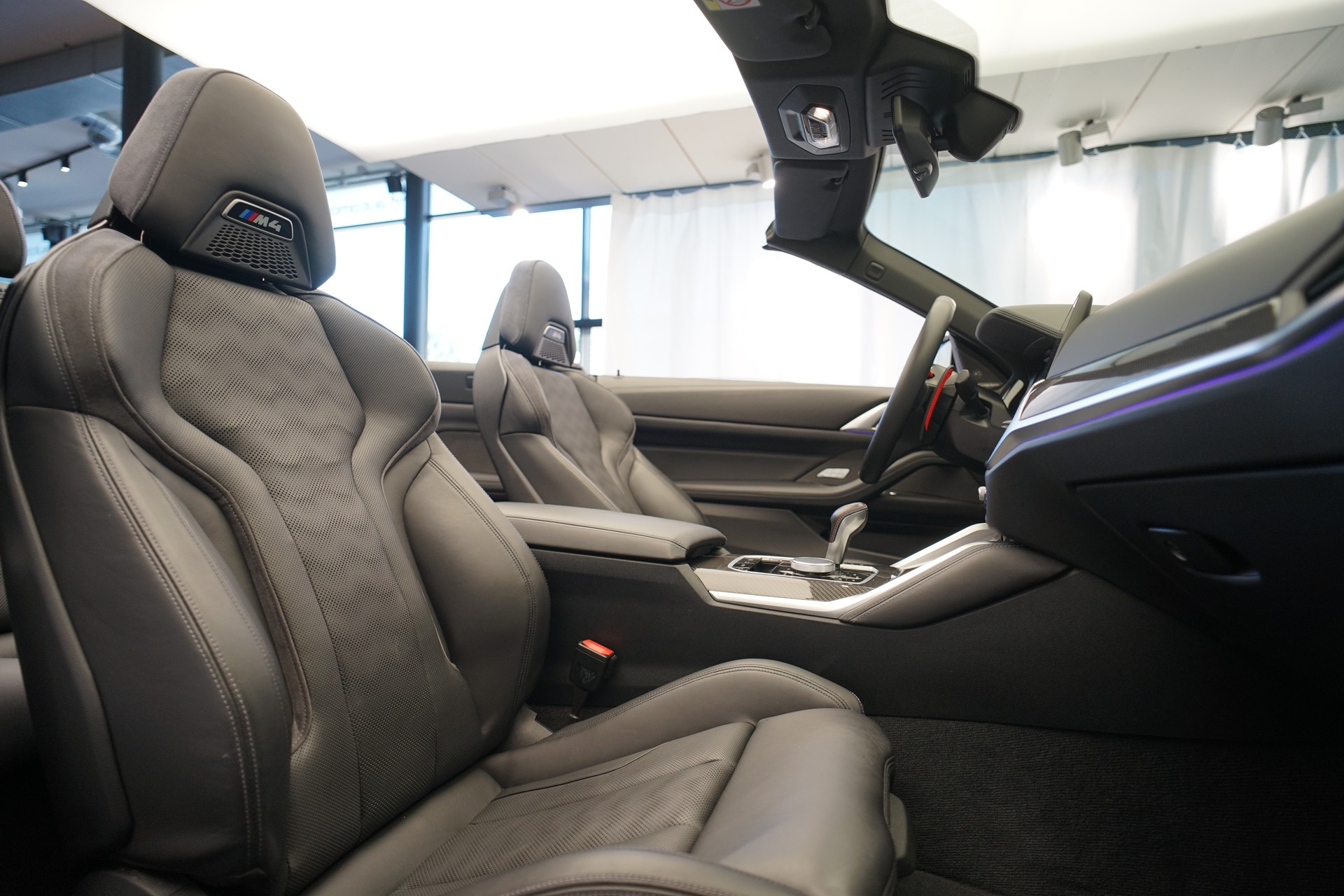 BMW M4 Cabrio Competition M xDrive *CH-Fahrzeug* *Brooklyn Grey* *Head-Up* *Carbon*-image-17