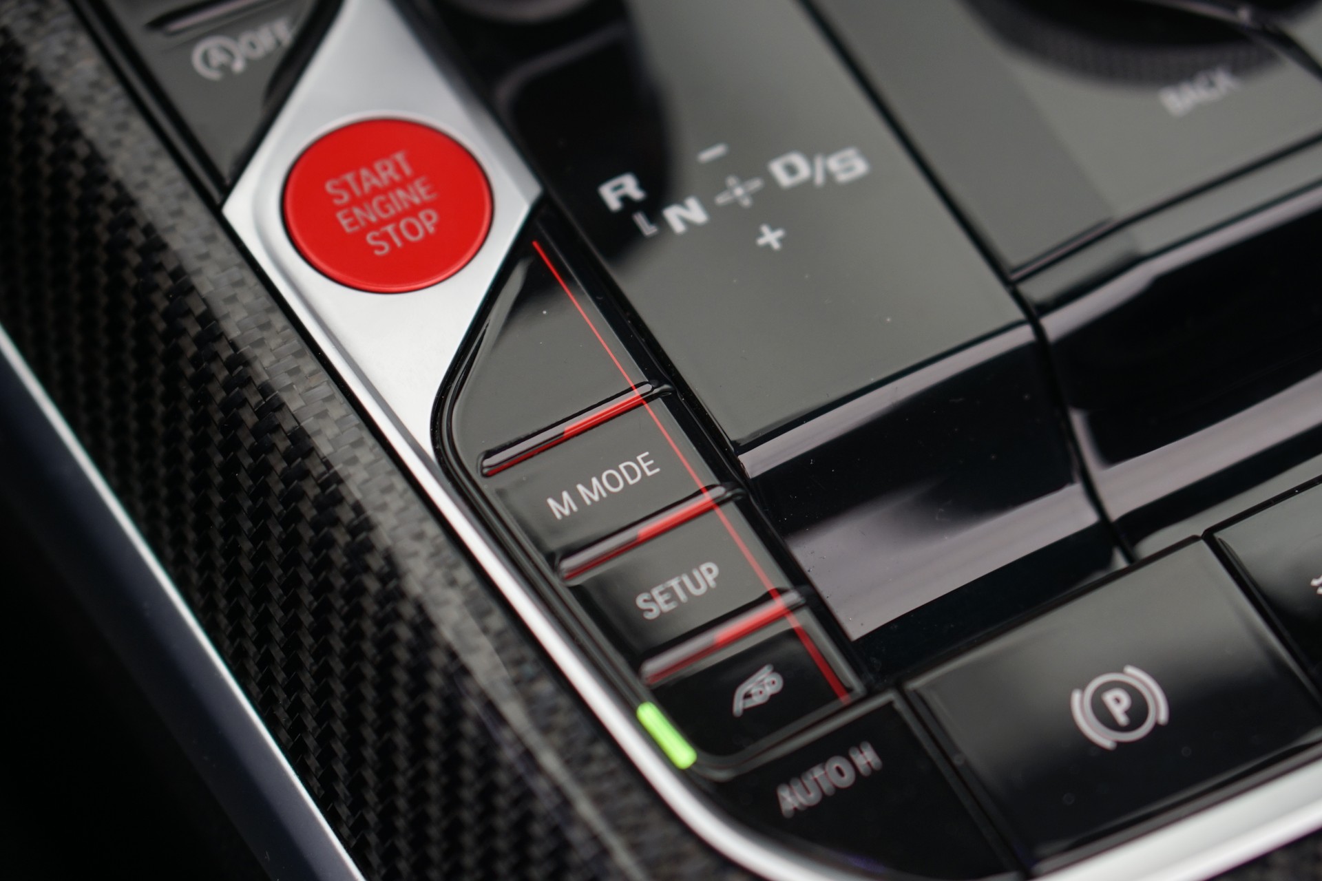 BMW M4 Cabrio Competition M xDrive *CH-Fahrzeug* *Brooklyn Grey* *Head-Up* *Carbon*-image-29