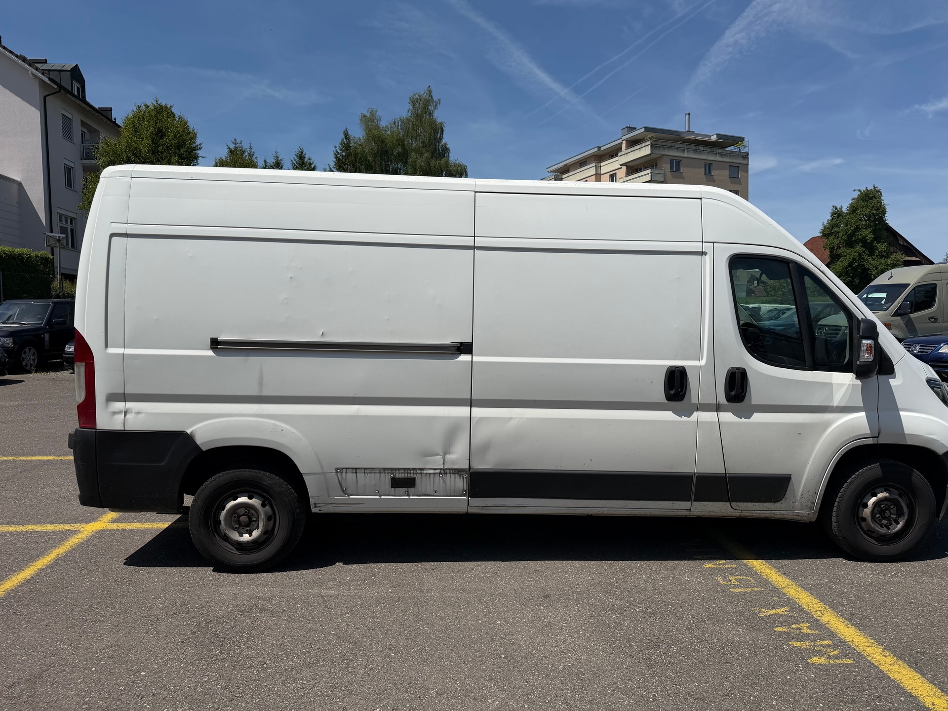 PEUGEOT Boxer 2.0 HDI 333 Allure L3H2-image-3