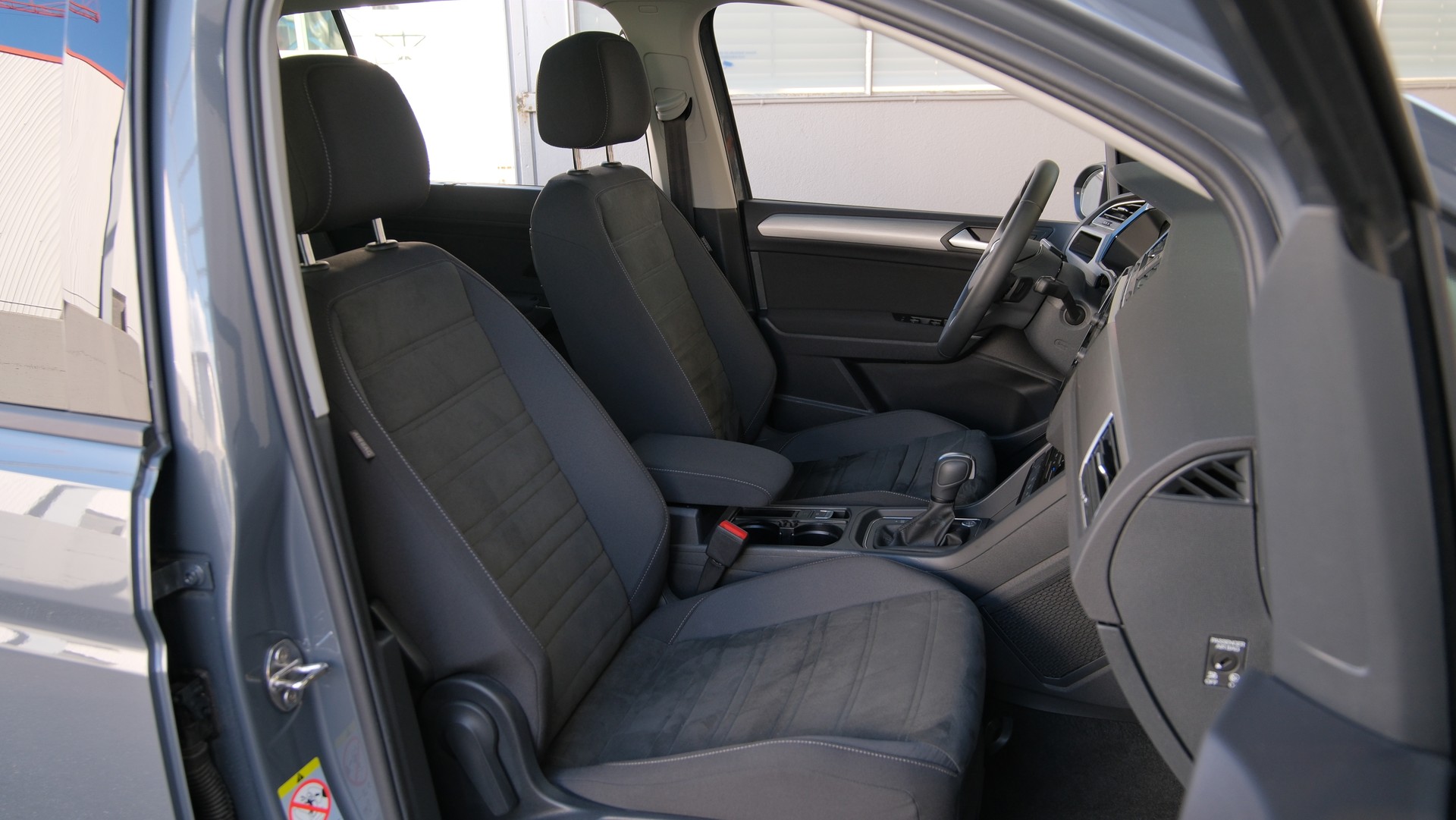 VW Touran 1.5 TSI EVO Comfortline United R Line DSG-image-15