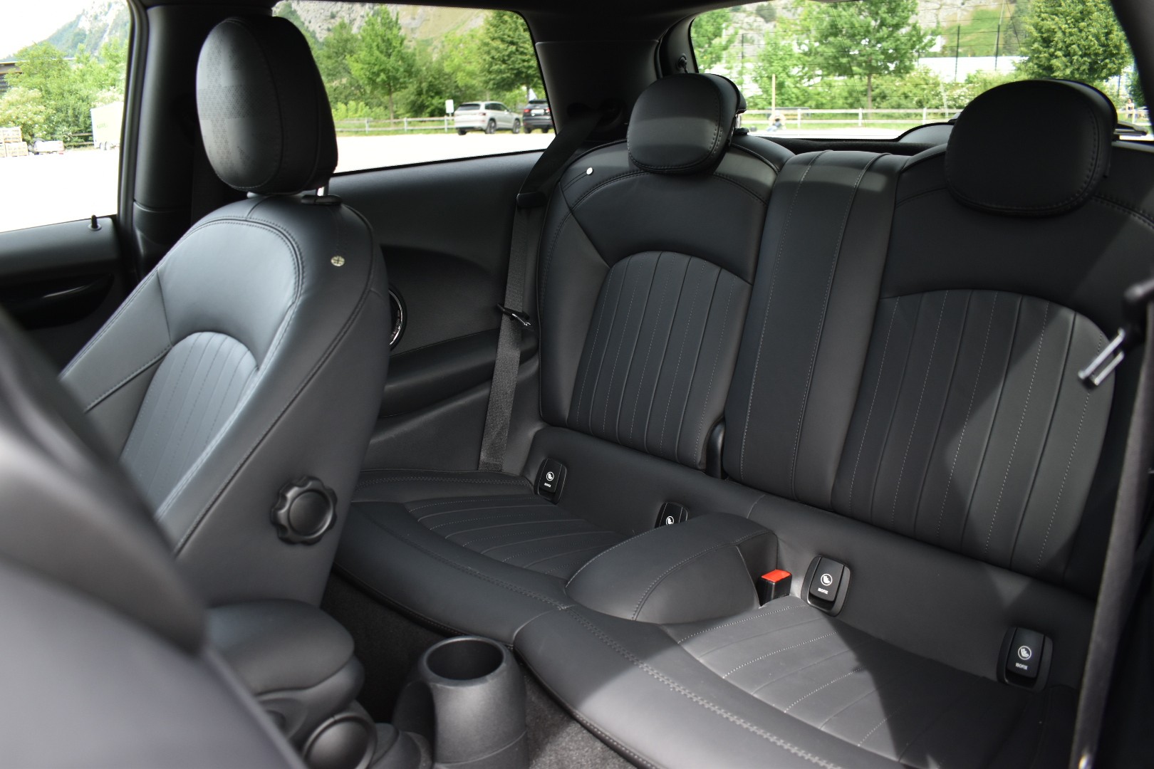 MINI 2.0i Cooper S SDKG-image-5