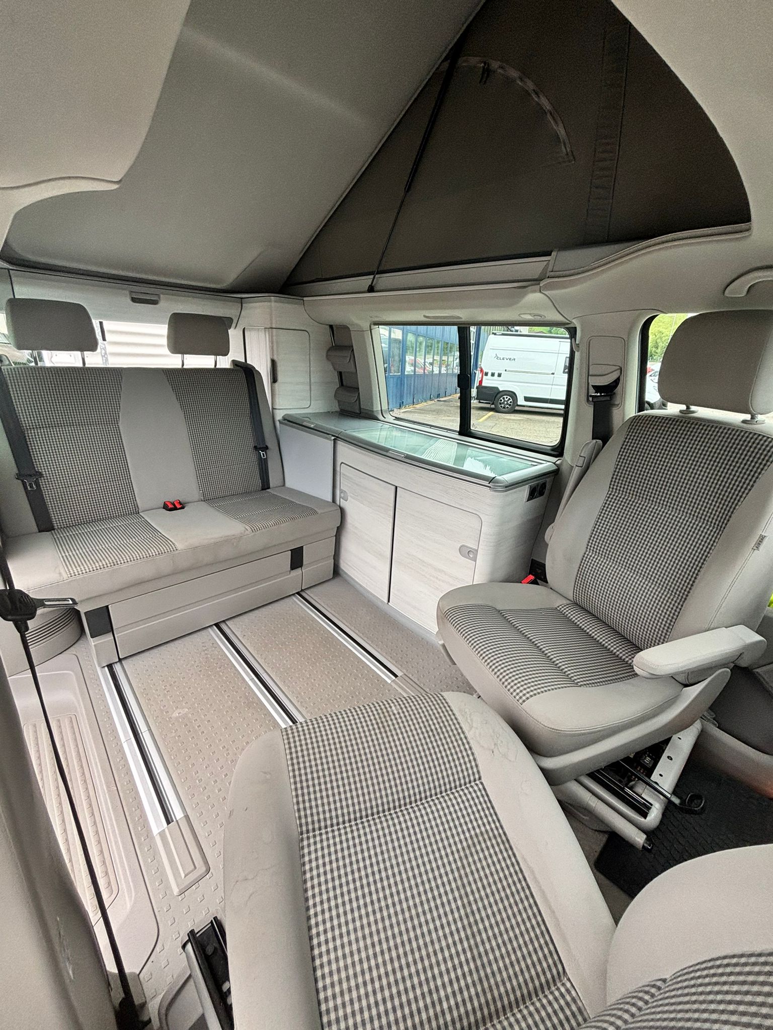 VW T6 California 2.0 TDI Coast-image-8