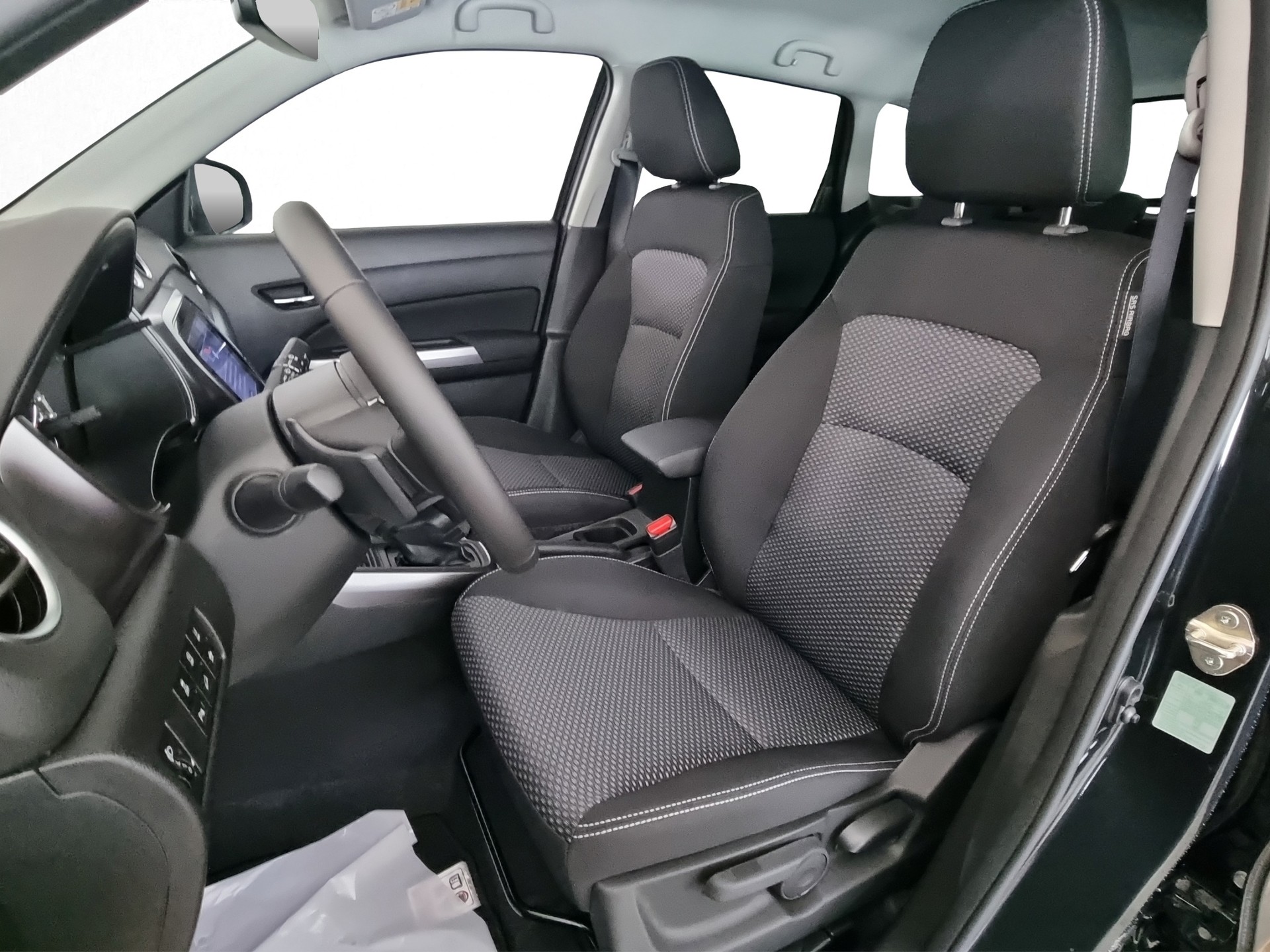SUZUKI Vitara 1.4 Compact+ Hyb. 4x4 AT-image-5