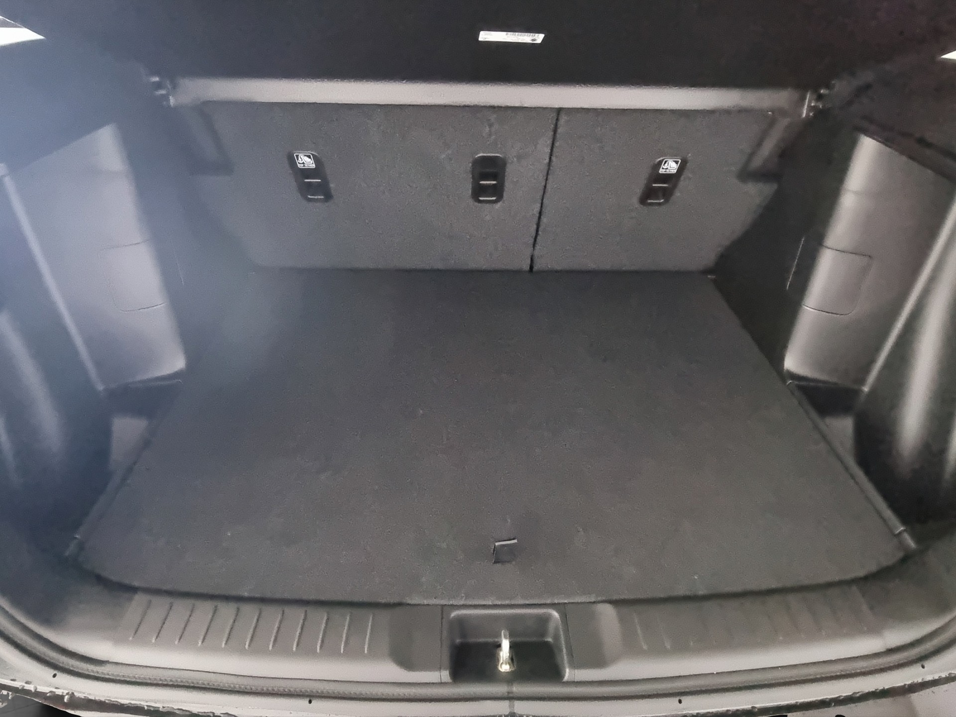 SUZUKI Vitara 1.4 Compact+ Hyb. 4x4 AT-image-15