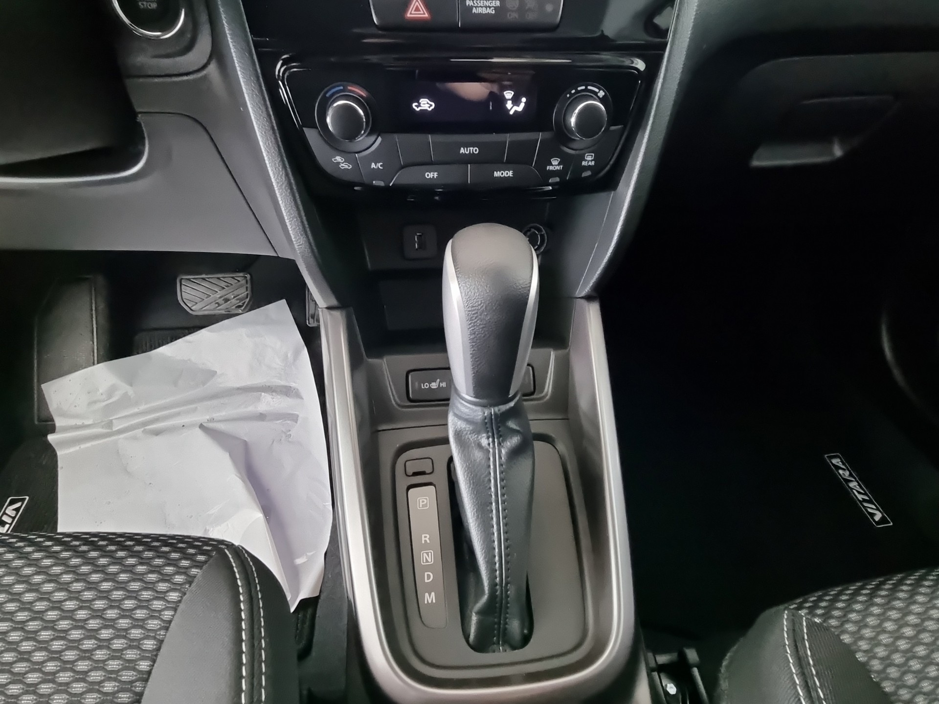 SUZUKI Vitara 1.4 Compact+ Hyb. 4x4 AT-image-9