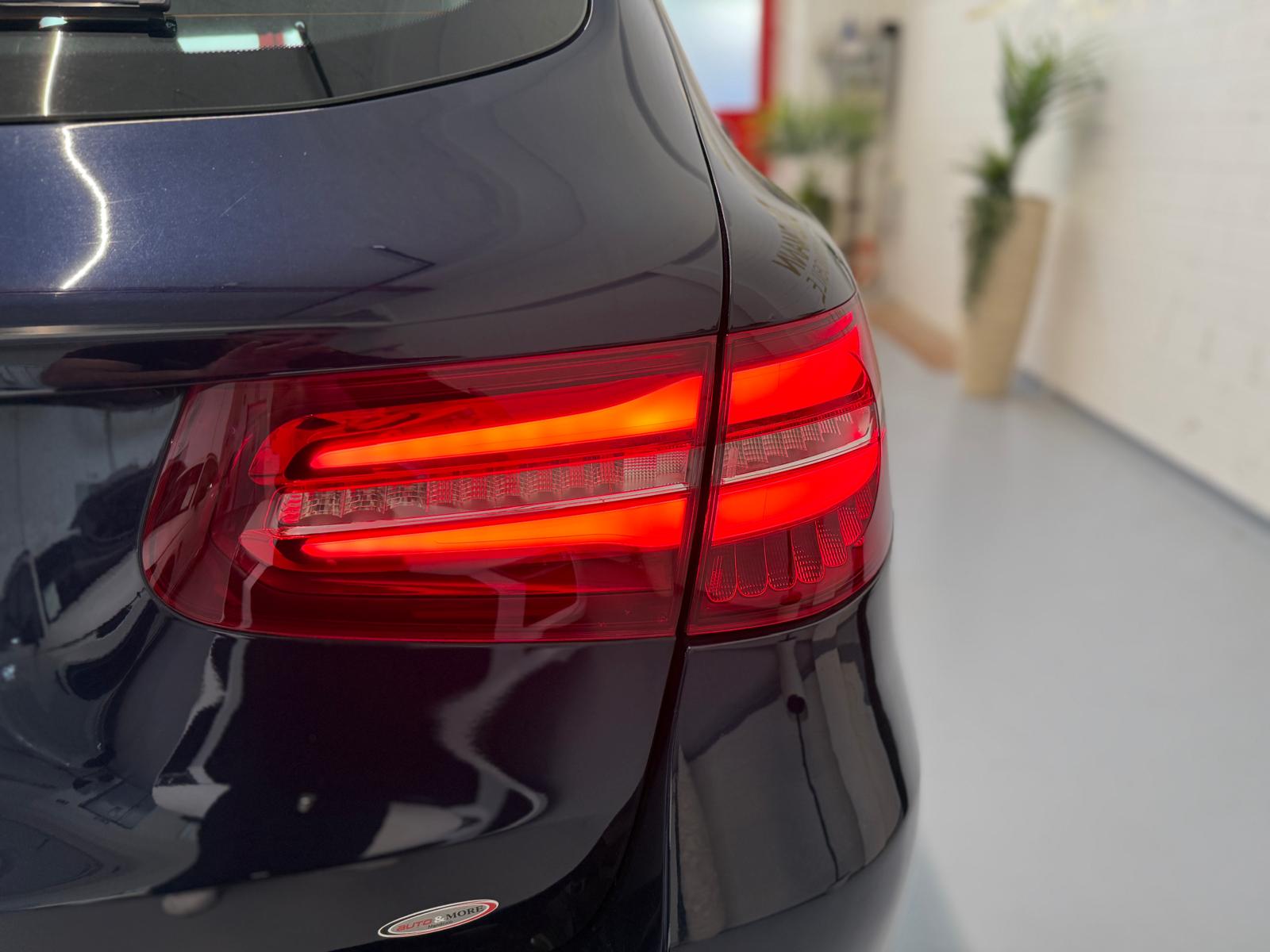MERCEDES-BENZ GLC 250 Exclusive 4Matic 9G-Tronic-image-16