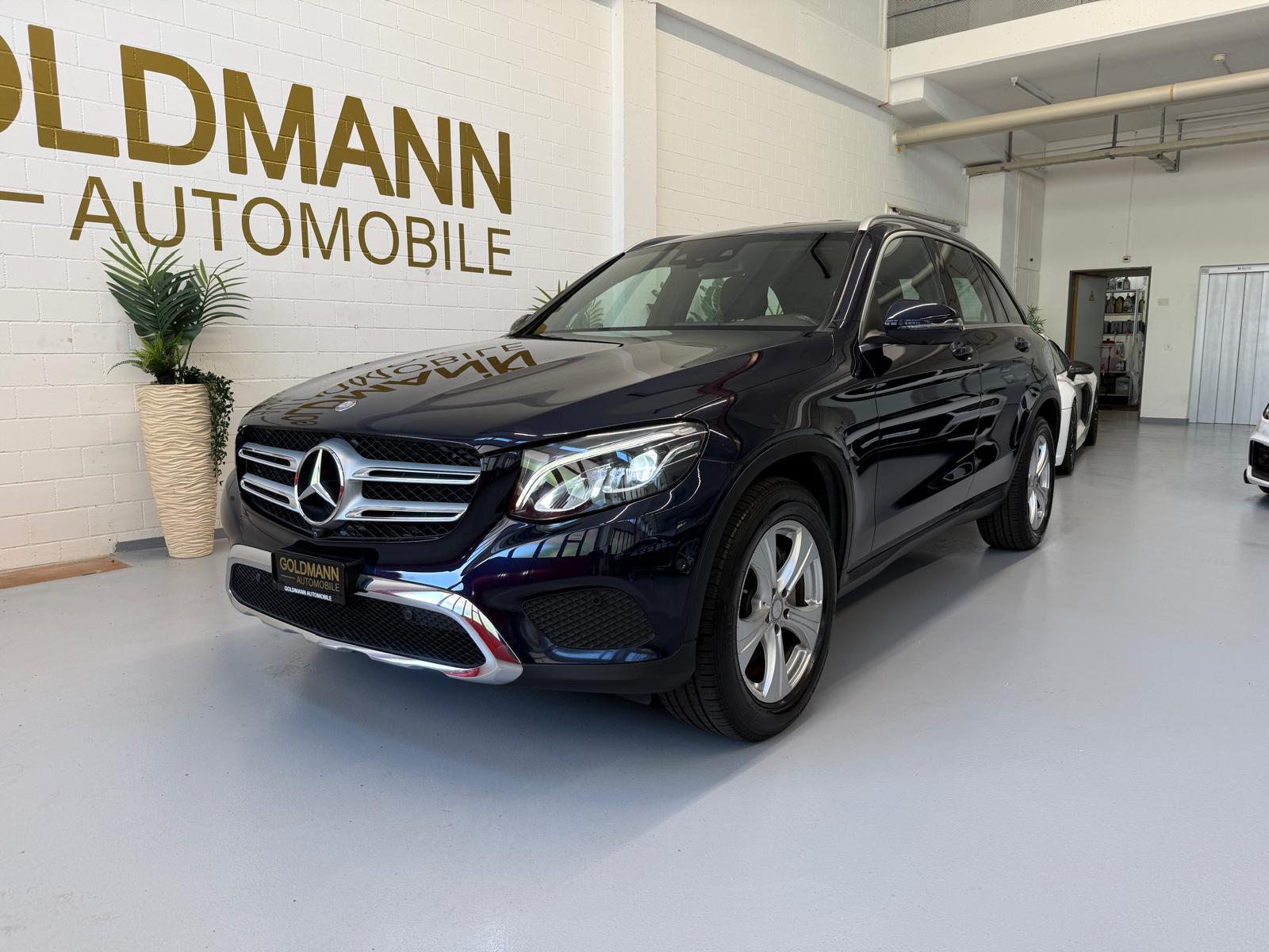 MERCEDES-BENZ GLC 250 Exclusive 4Matic 9G-Tronic-showroom-element-1
