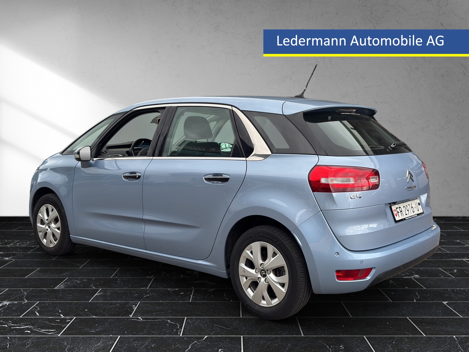 CITROEN C4 Picasso 1.6i 16V e-THP Exclusive Automatic-image-2