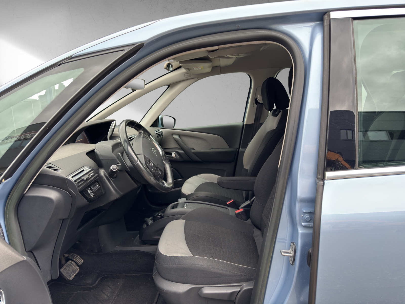 CITROEN C4 Picasso 1.6i 16V e-THP Exclusive Automatic-image-8