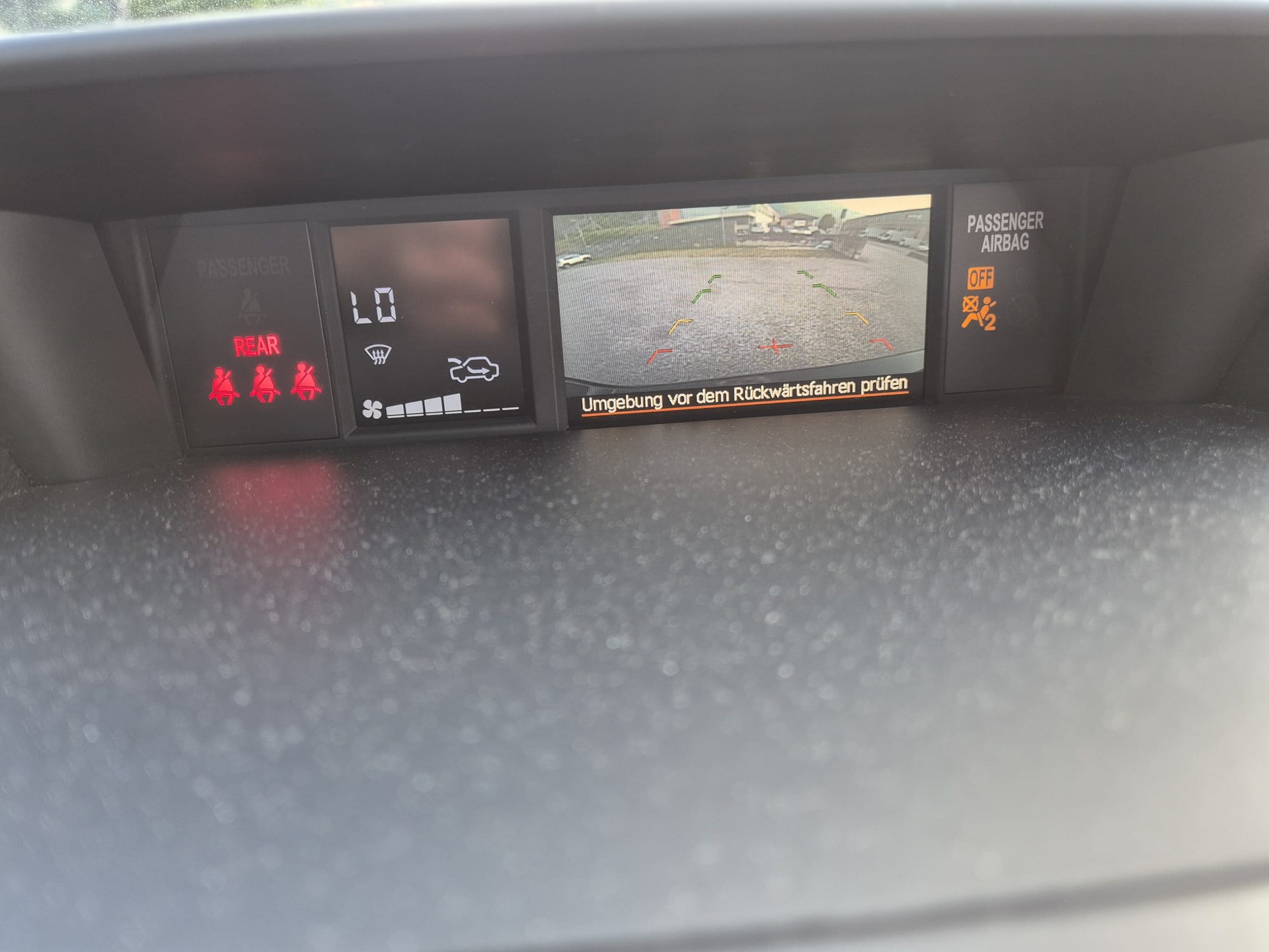 SUBARU XV 2.0 Swiss Three AWD CVT-image-14