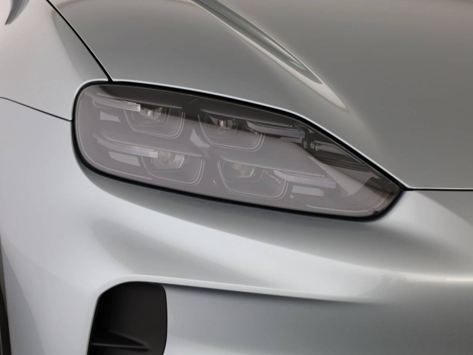 PORSCHE Cayenne Coupé Electric-image-8