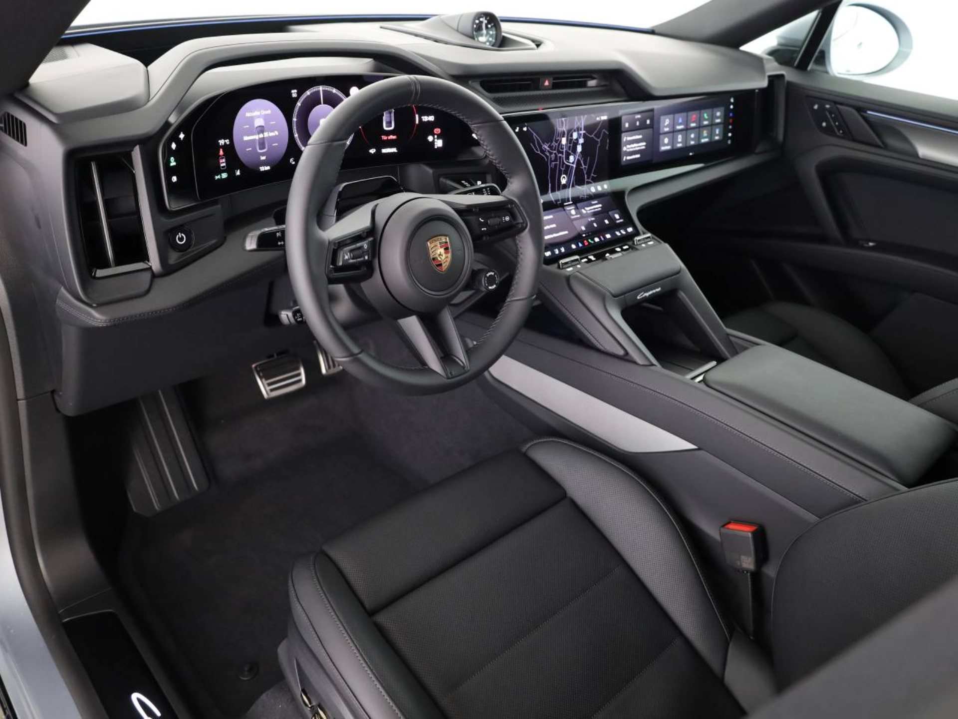 PORSCHE Cayenne Coupé Electric-image-9