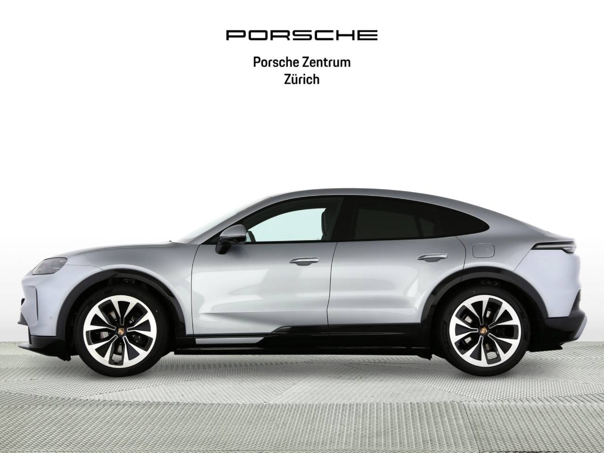 PORSCHE Cayenne Coupé Electric-image-1