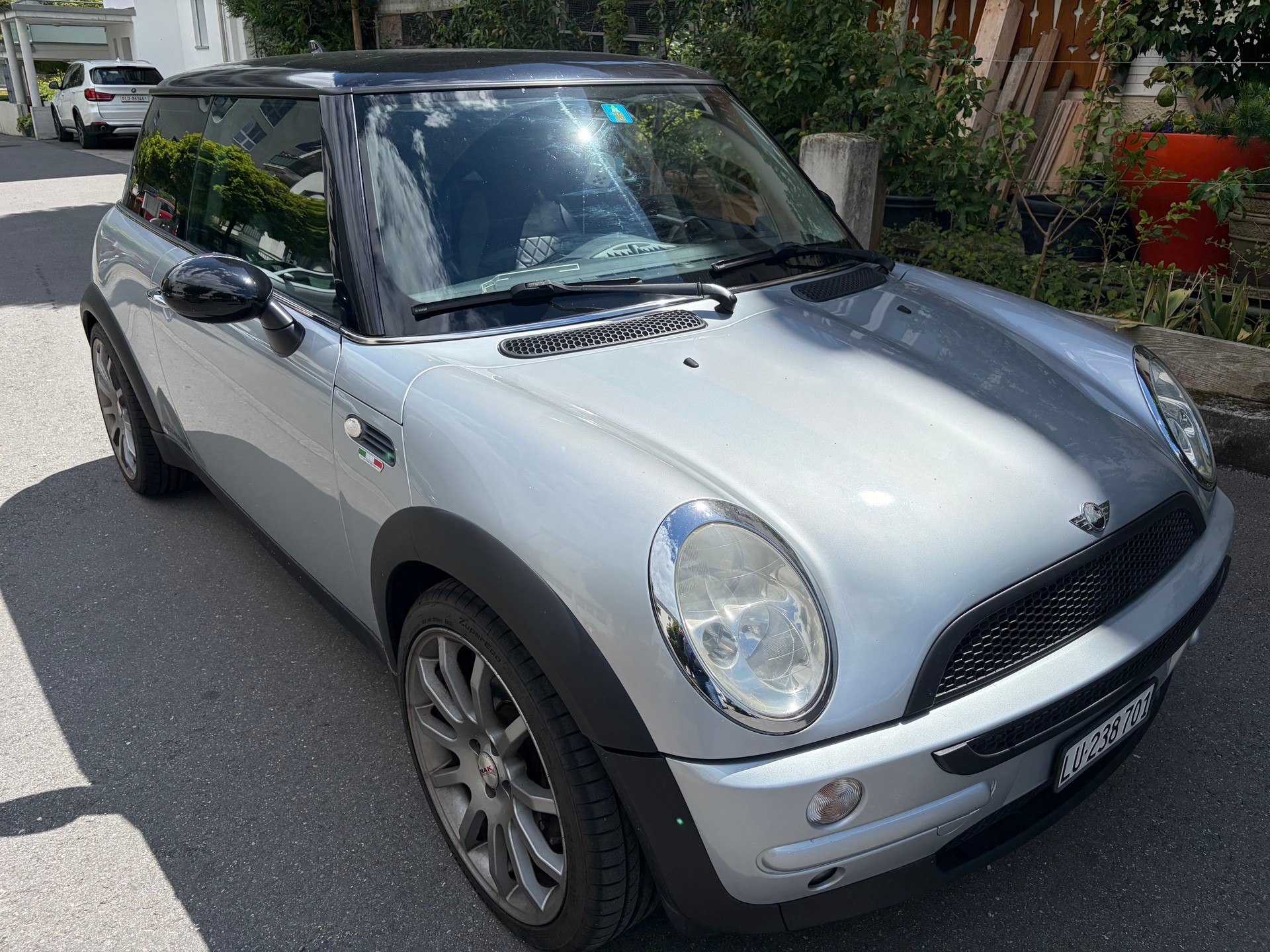 MINI One-image-1