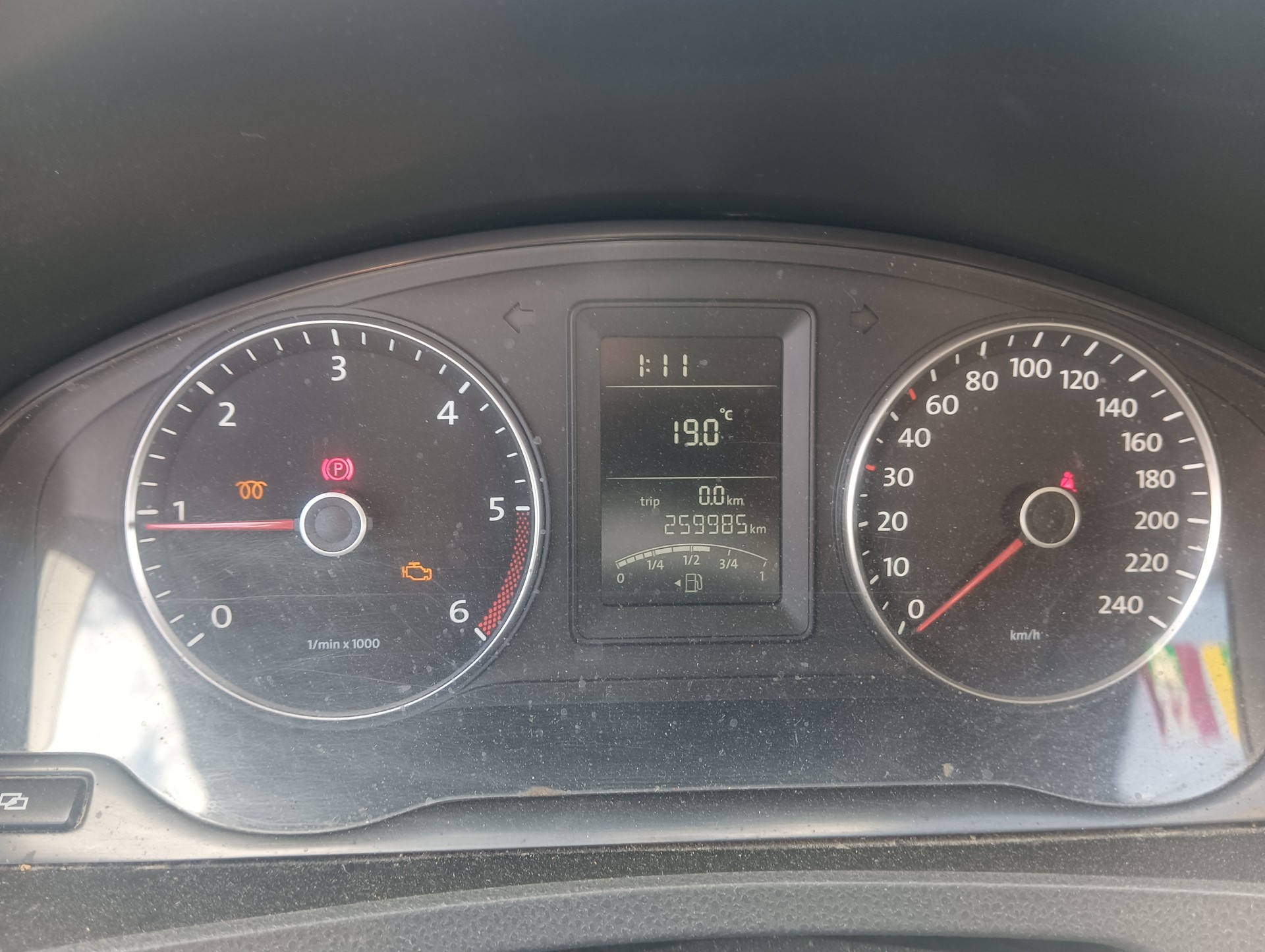 VW T5 2.0 TDI-image-6