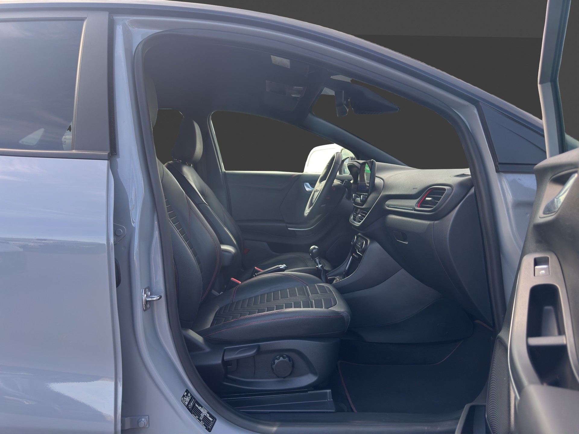 FORD Puma 1.0 MHEV ST-Line-image-15