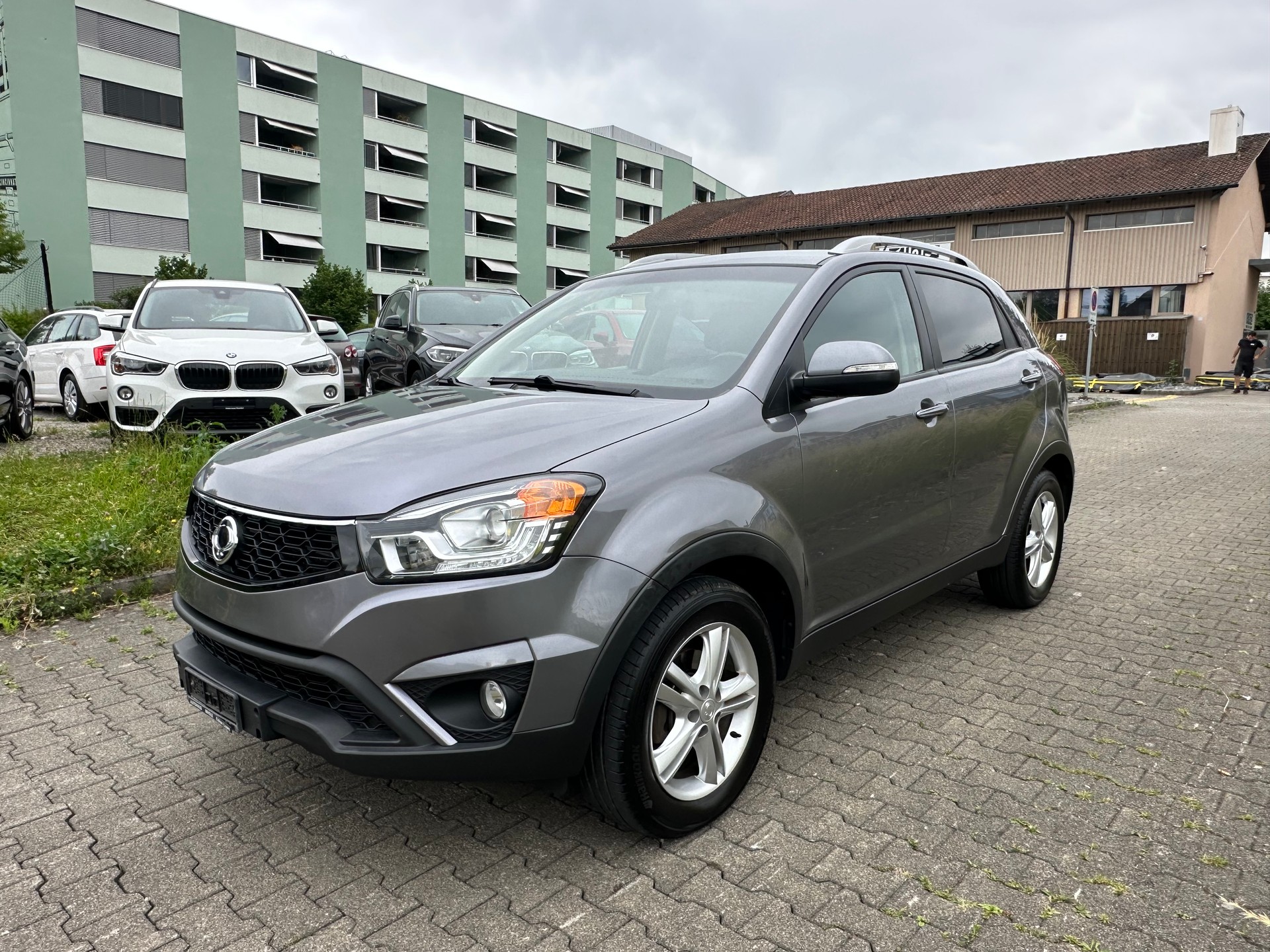 KGM-SsangYong Korando 2.0 e-XDI Plus Edition 4WD-image-1