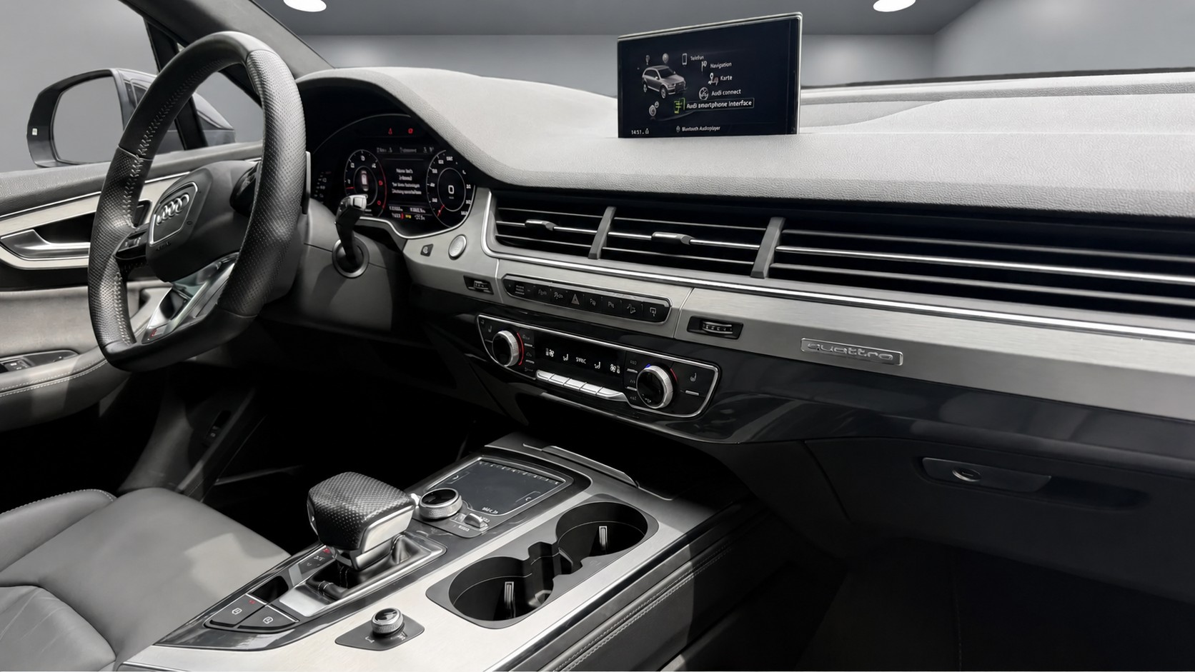 AUDI Q7 3.0 TDI quattro tiptronic S-Line / CH-Fahrzeug-image-9