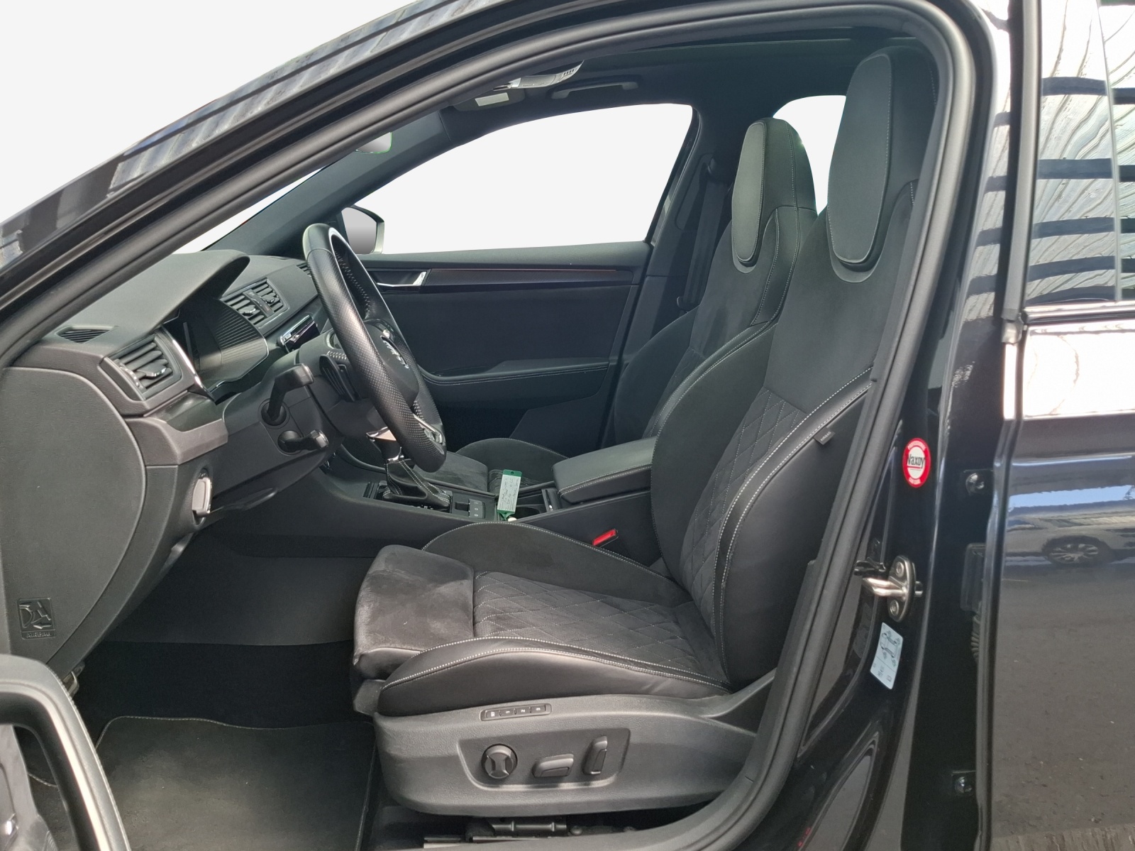 SKODA Superb 1.4 TSI Sport Line PHEV DSG-image-7