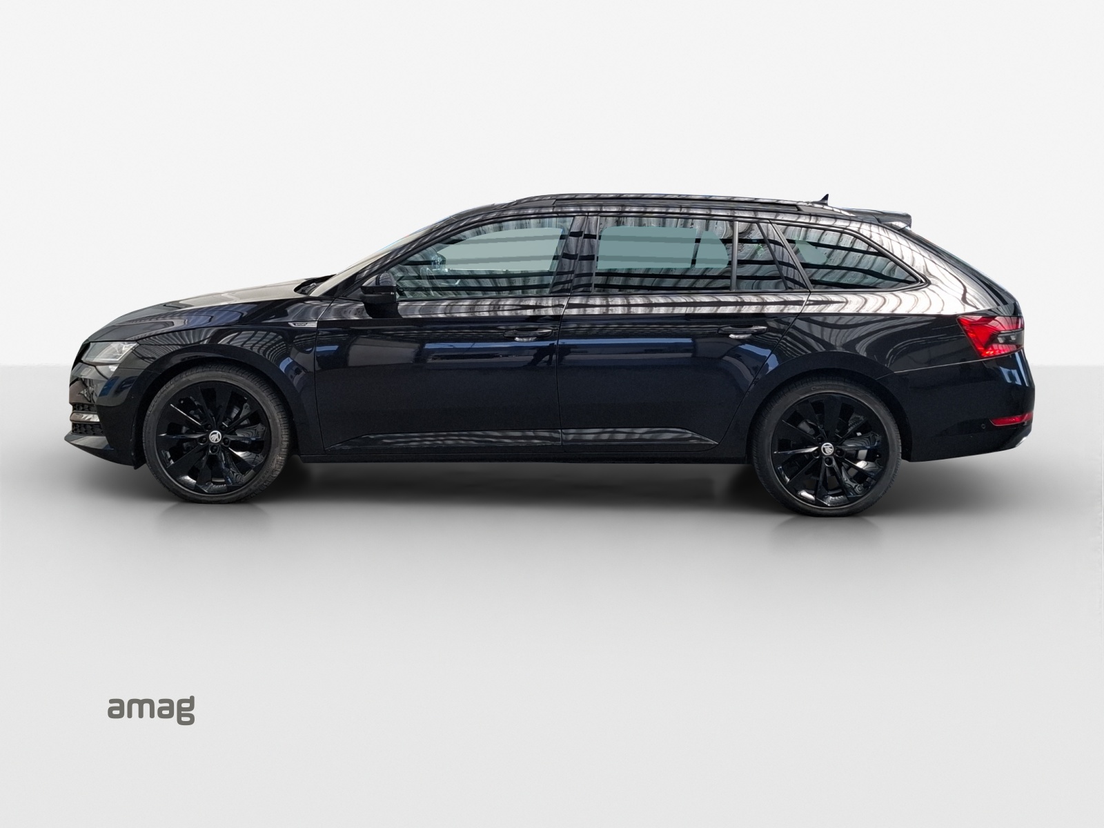 SKODA Superb 1.4 TSI Sport Line PHEV DSG-image-1