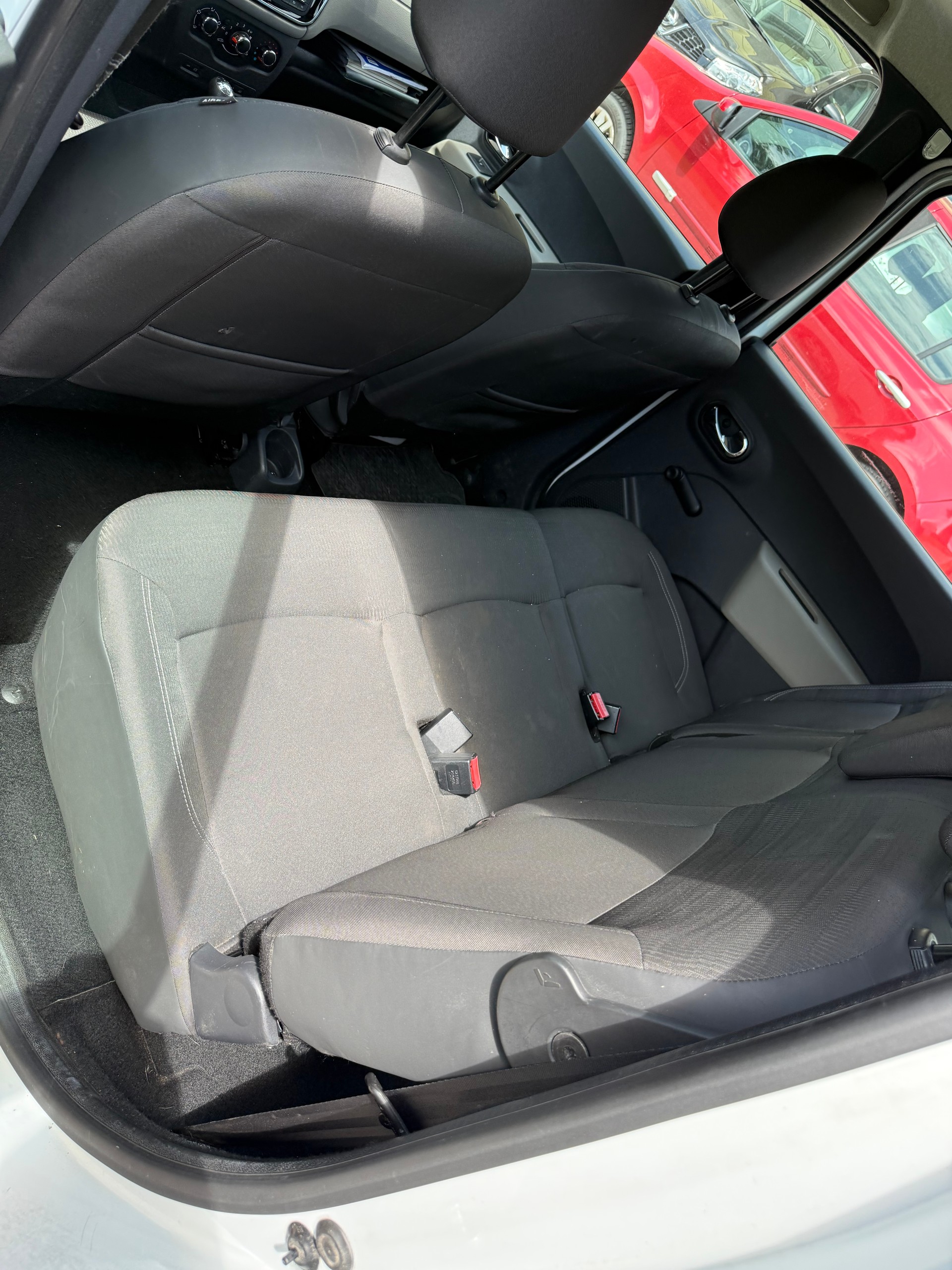 DACIA Lodgy 1.6 Ambiance-image-8
