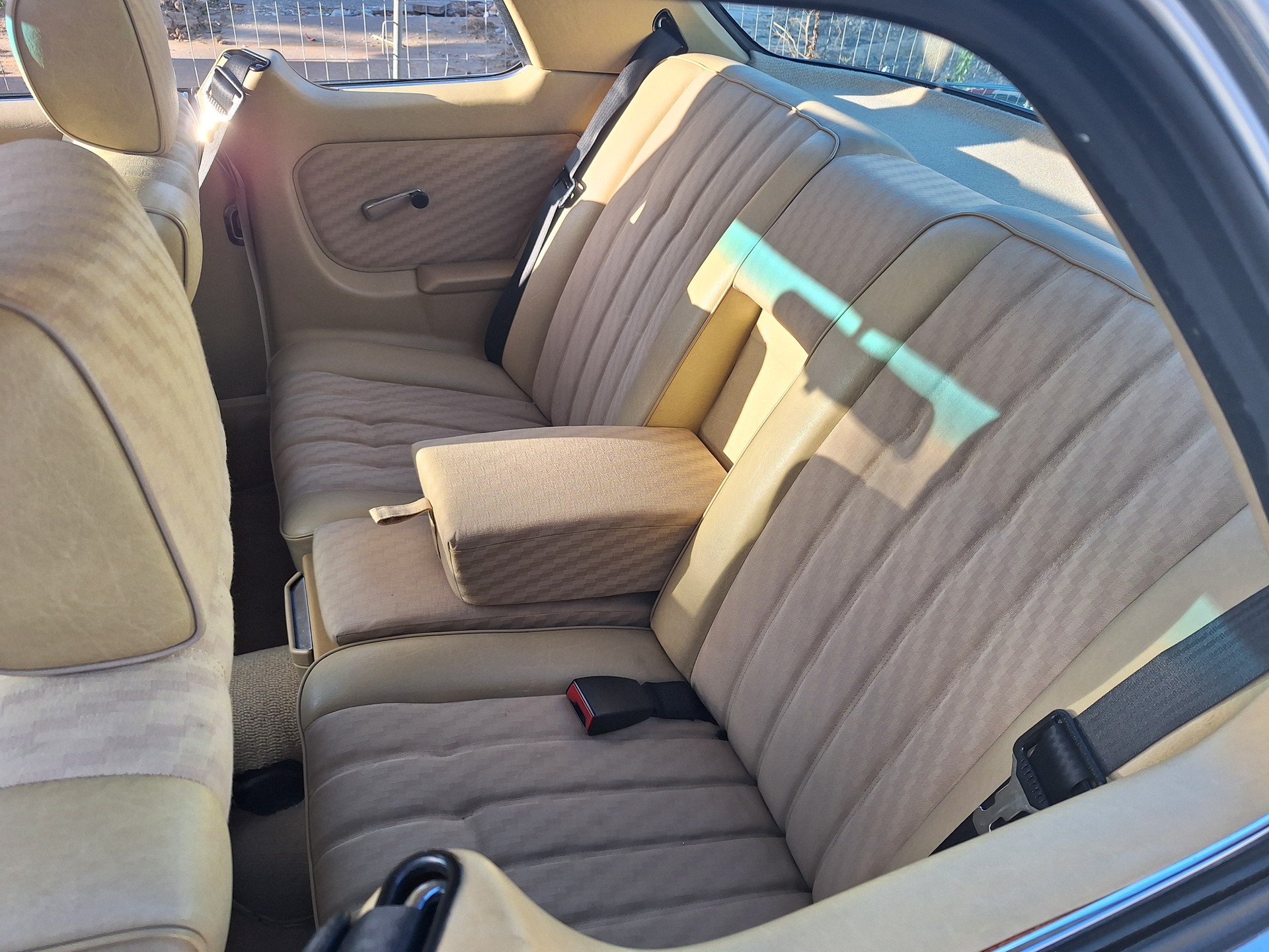 MERCEDES-BENZ CE-image-1