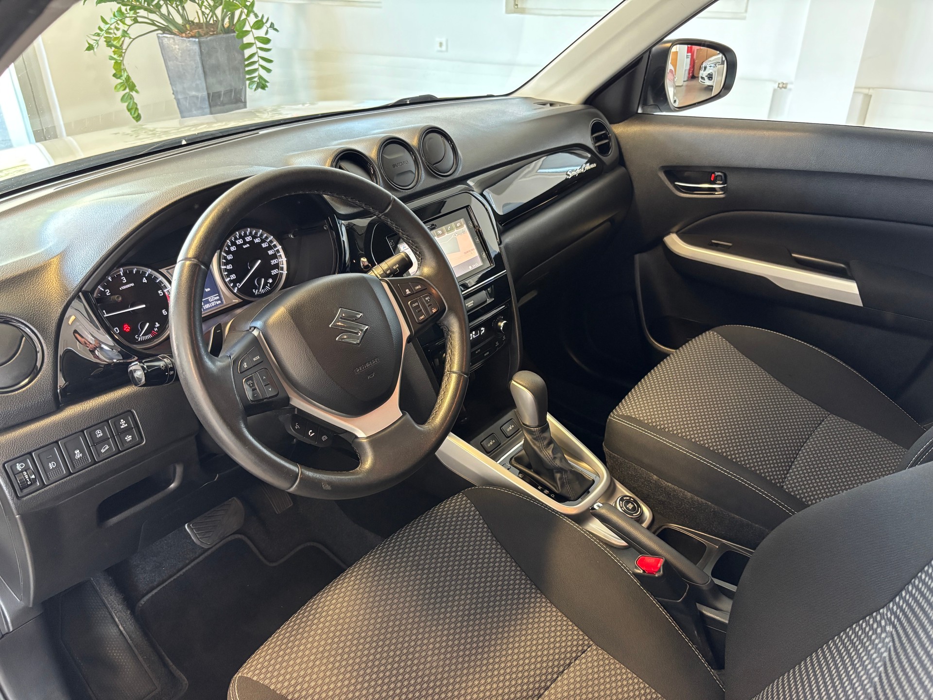 SUZUKI Vitara 1.6 TD Sergio Cellano TCSS-image-4