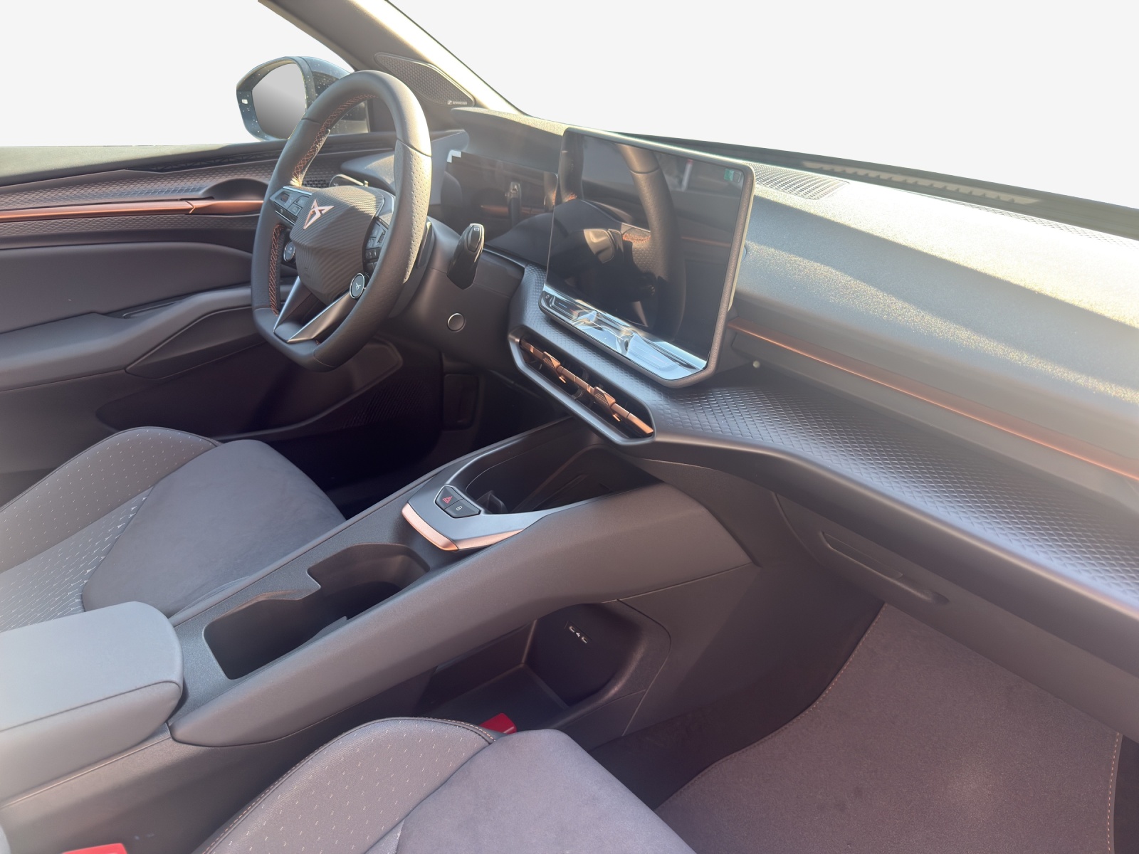 CUPRA Raval 52 kWh Dynamic+ Launch Edition-image-9