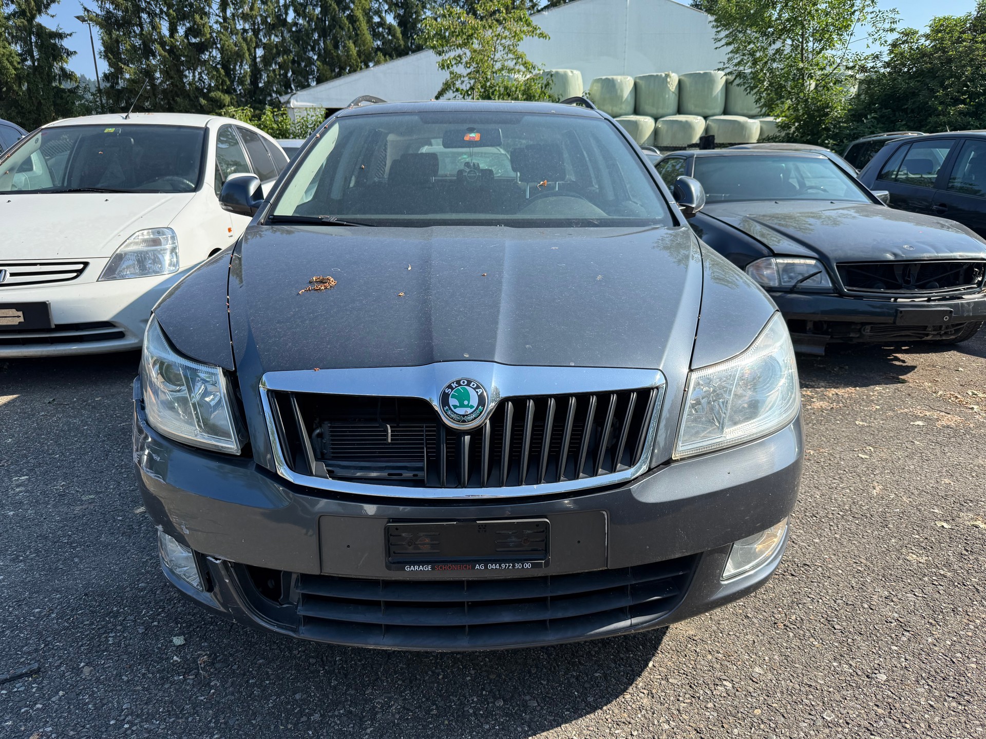SKODA Octavia Combi 1.8 TSI Family DSG-image-1