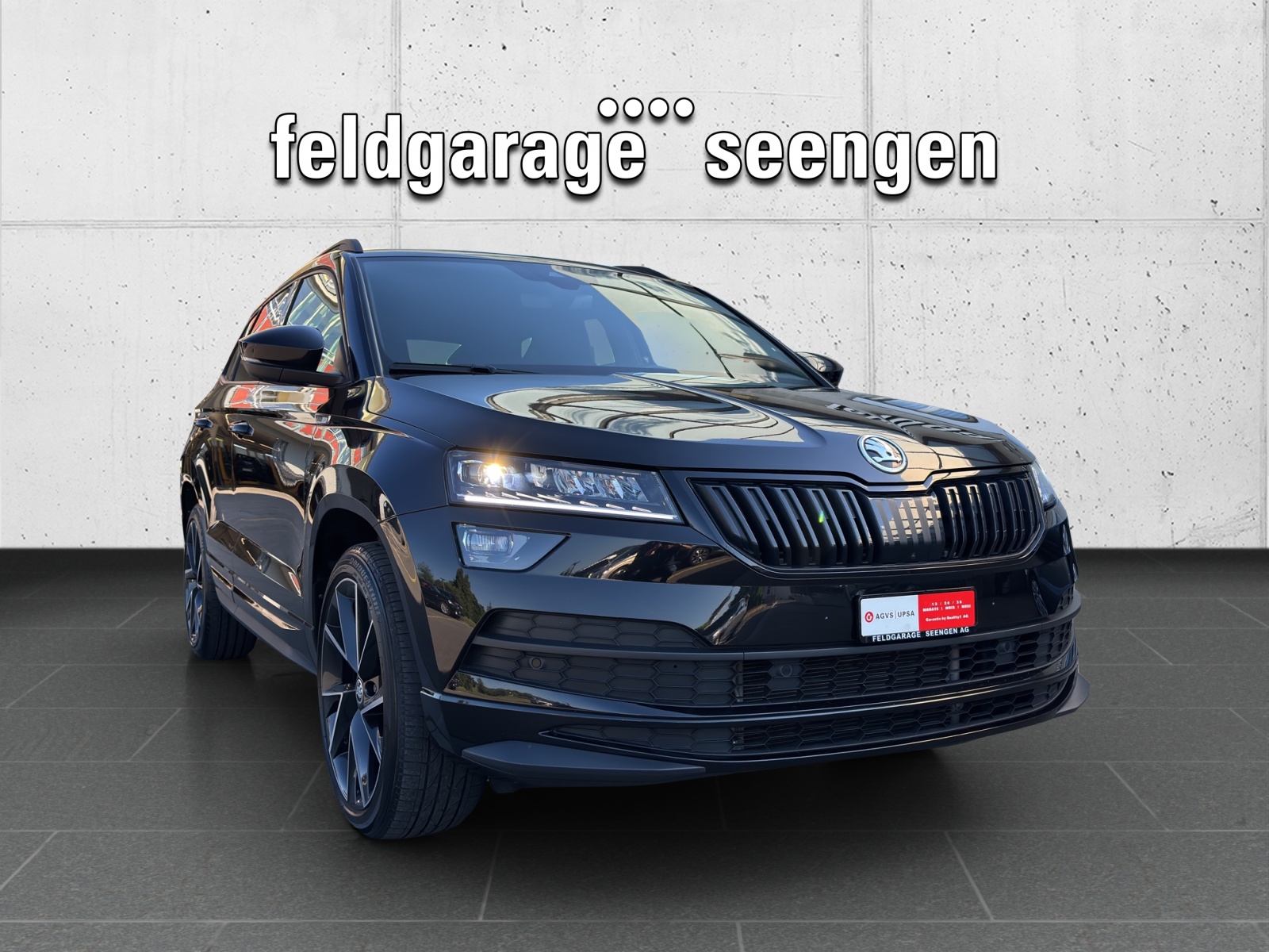 SKODA Karoq 2.0 TSI SportLine 4x4 DSG mit AHK & Standheizung-image-2