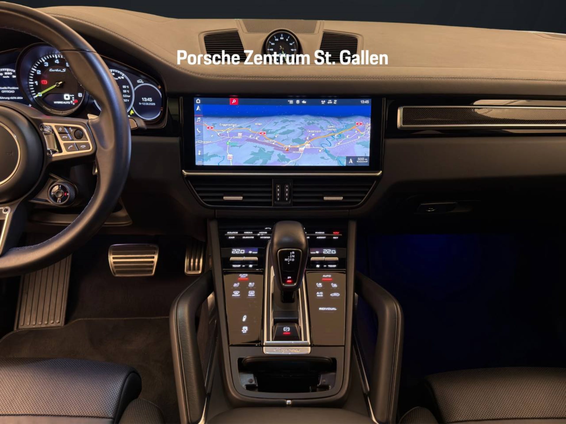 PORSCHE Cayenne Turbo S E-Hybrid Coupé-image-14