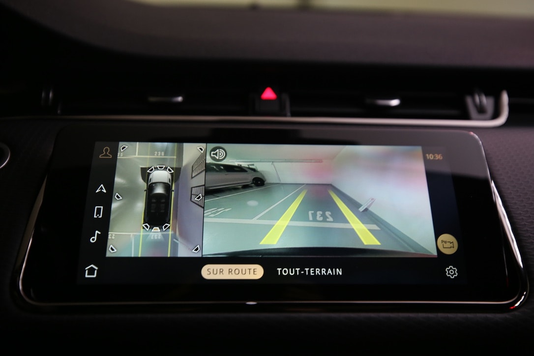 LAND ROVER Range Rover Evoque R-Dynamic P 200 S AT9-image-15