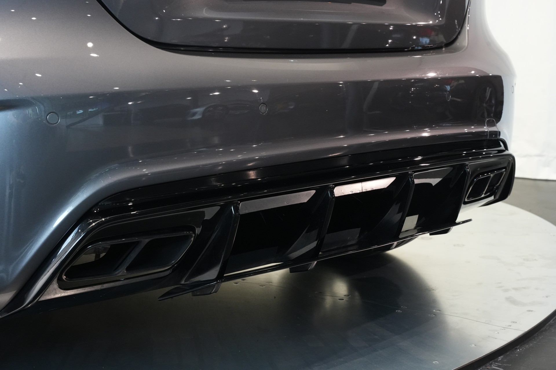 MERCEDES-BENZ A 45 AMG 4Matic Speedshift 7G-DCT *CH-Fahrzeug* *Performance Sitze*-image-36