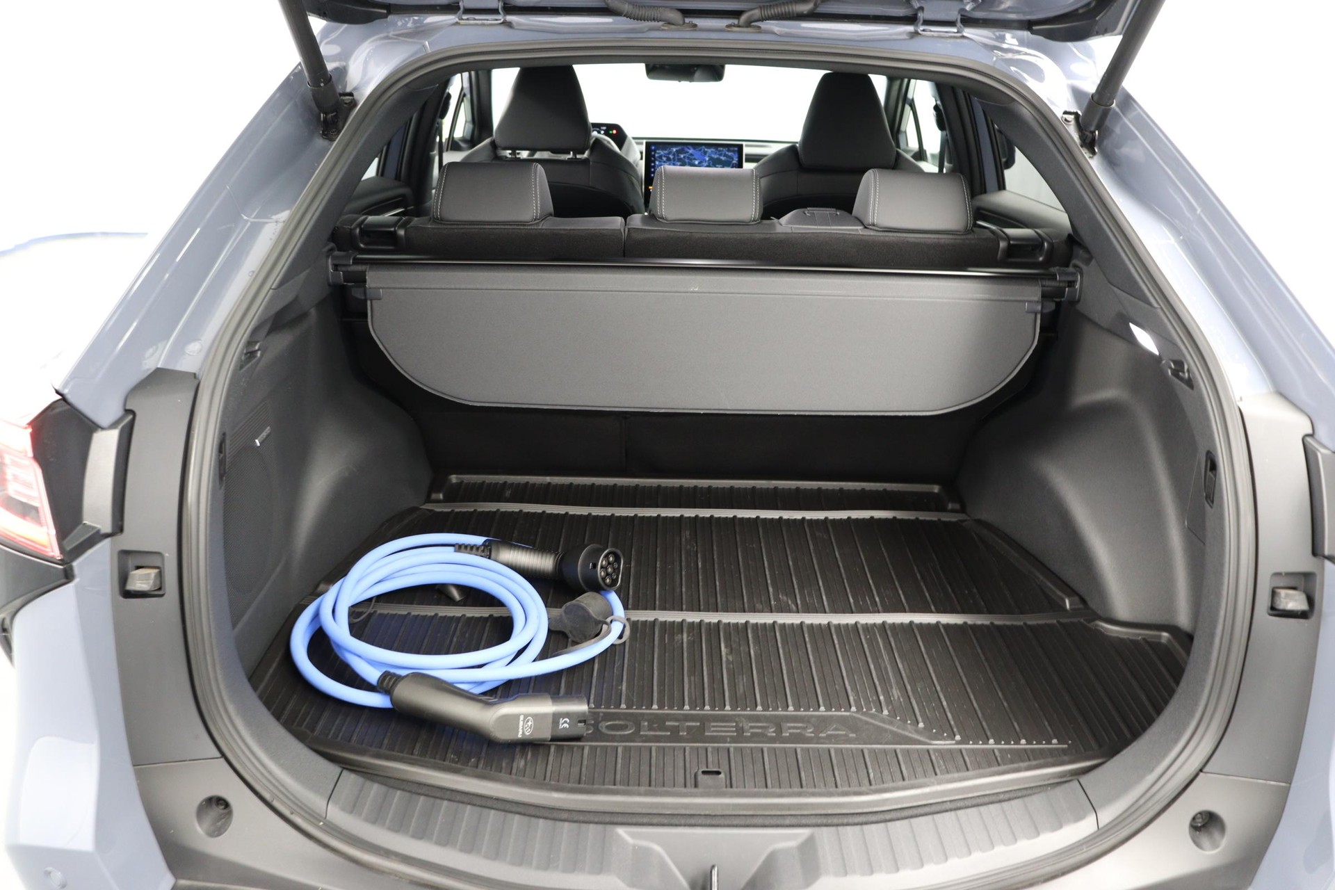 SUBARU Solterra eV Luxury AWD-image-14