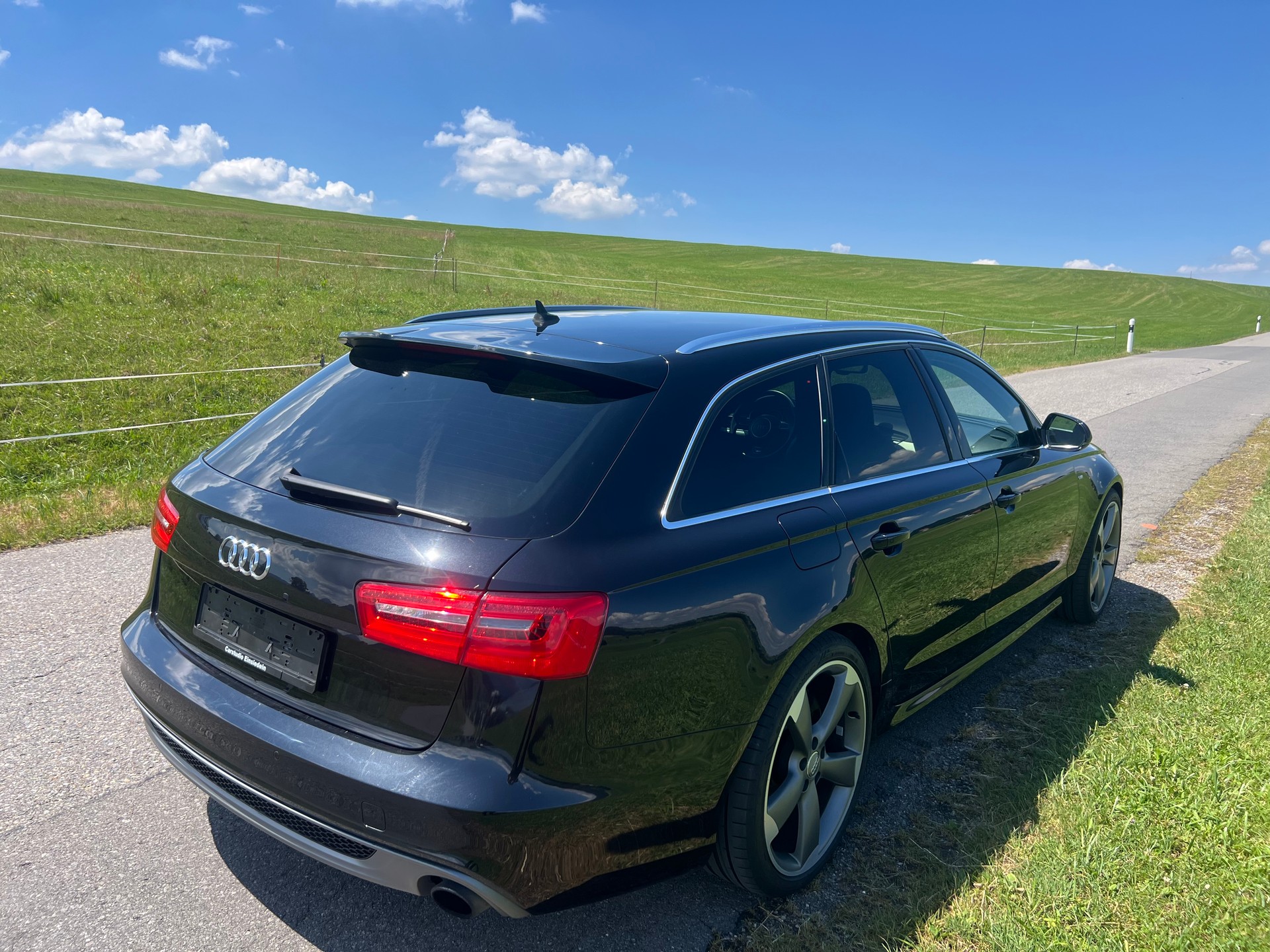 AUDI A6 Avant 3.0 TFSI V6 quattro S-tronic-image-3