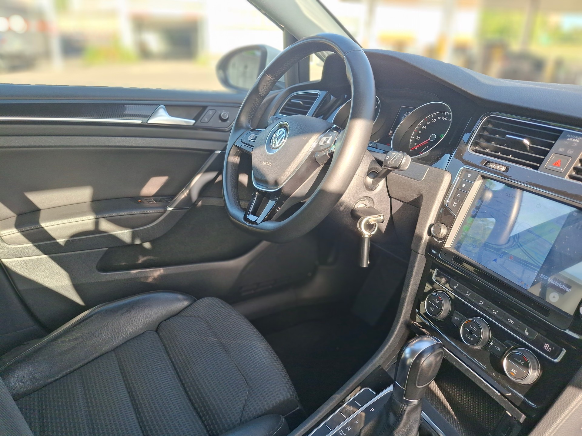 VW Golf 1.4 TSI Comfortline DSG-image-23