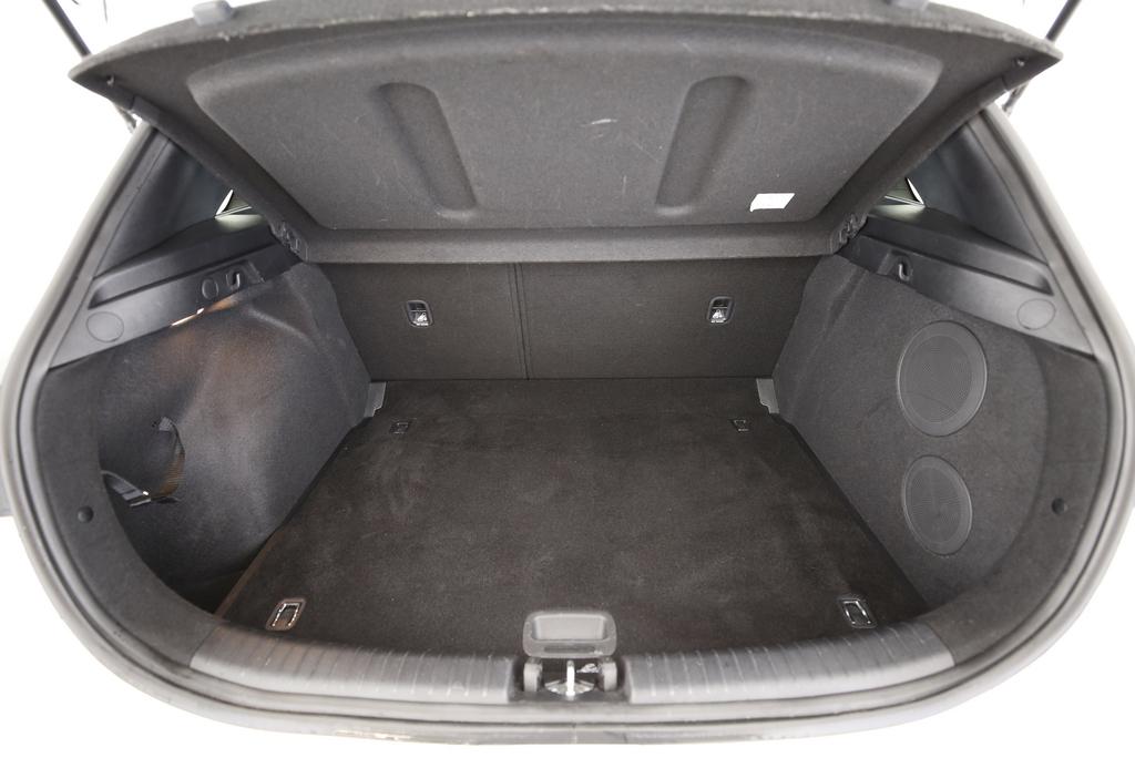 KIA Ceed 1.5 T-GDi MHEV GT-Line-image-8