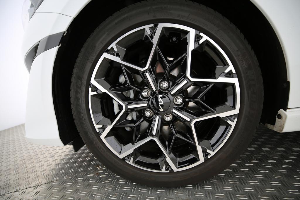 KIA Ceed 1.5 T-GDi MHEV GT-Line-image-10