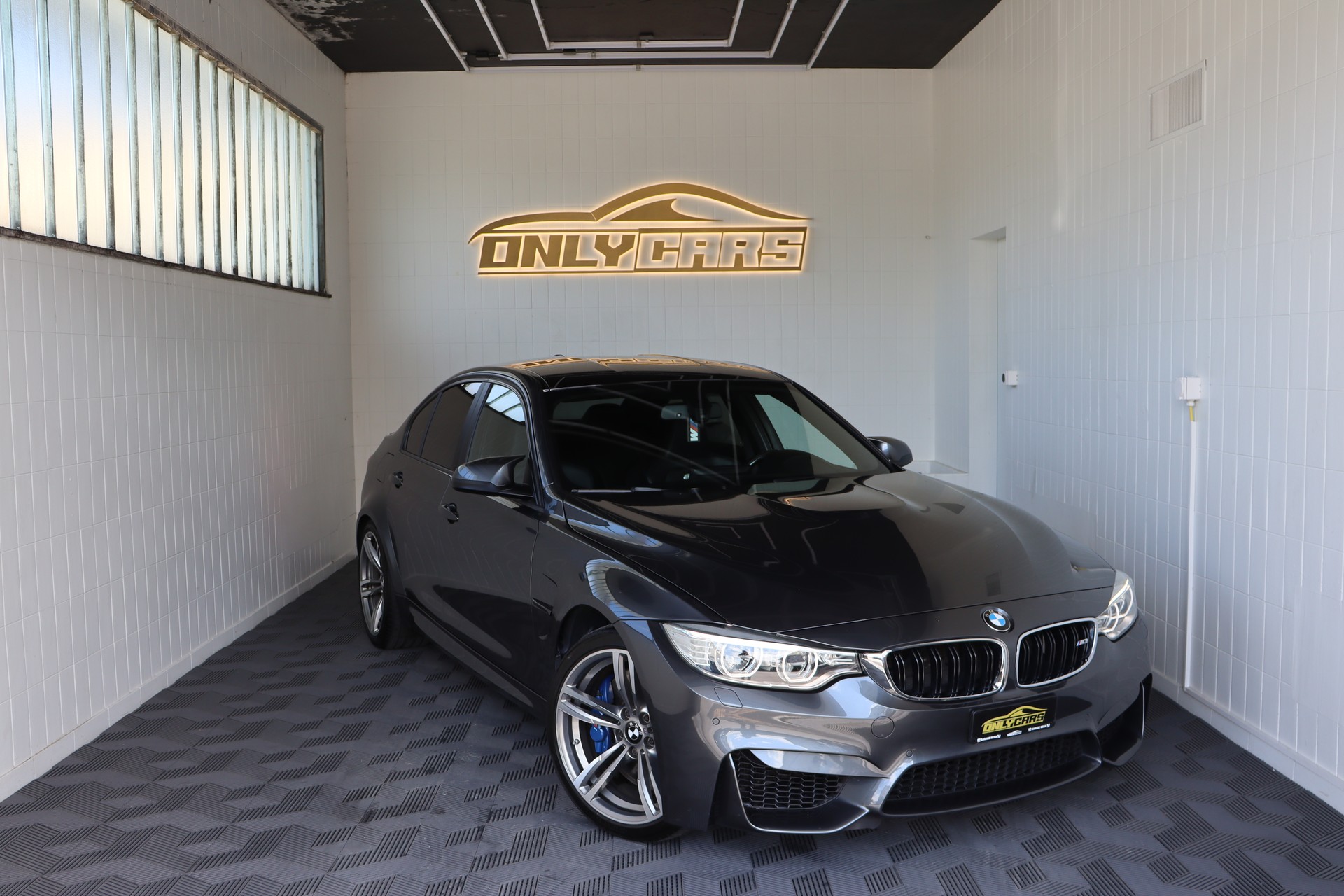 BMW M3 Drivelogic-image-0