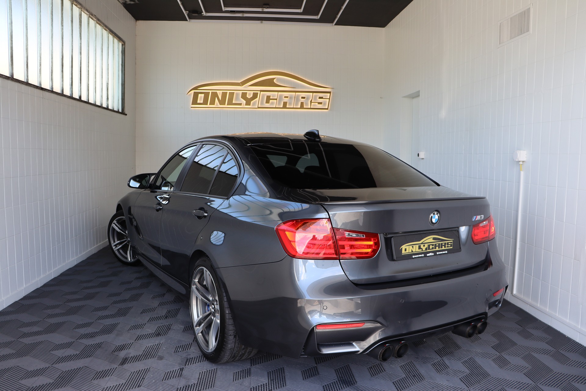BMW M3 Drivelogic-image-5