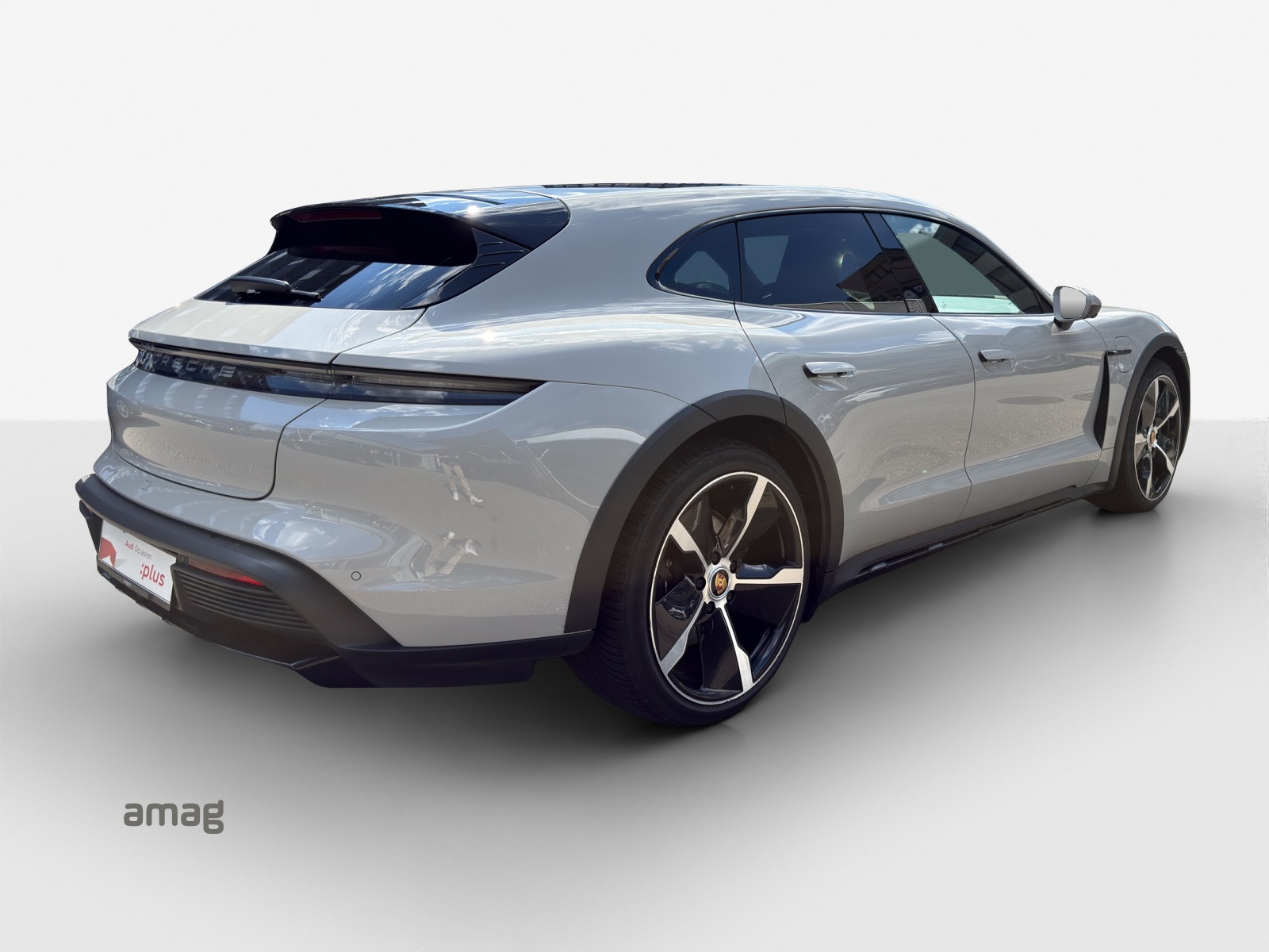 PORSCHE Taycan 4 Cross Turismo-image-4