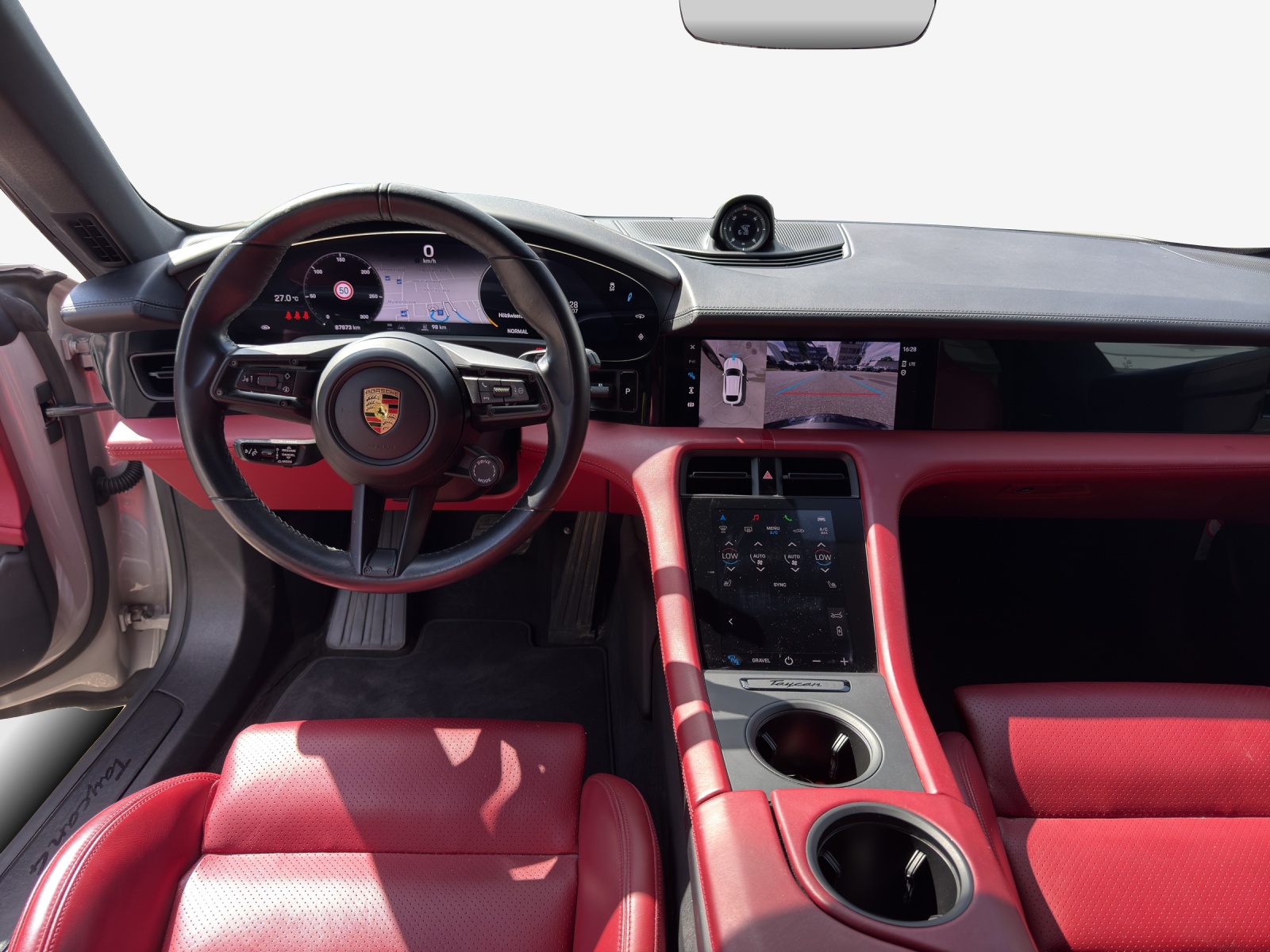 PORSCHE Taycan 4 Cross Turismo-image-8