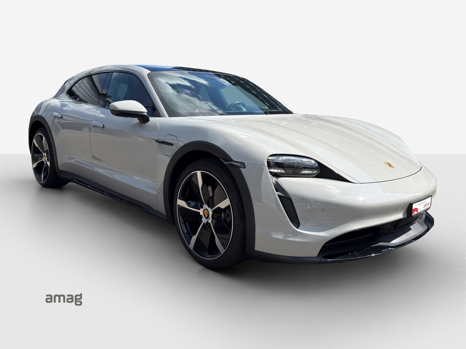 PORSCHE Taycan 4 Cross Turismo-image-5